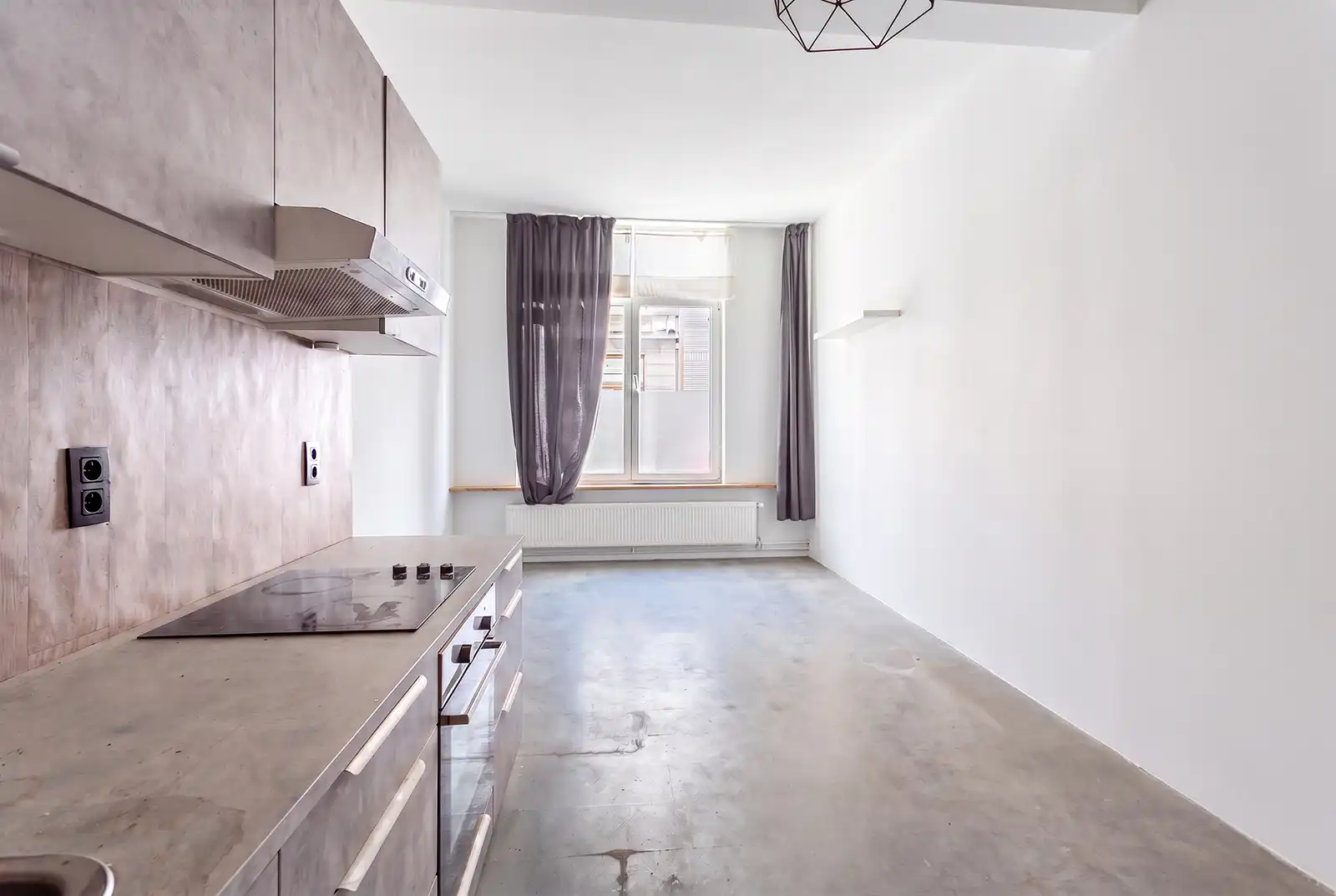Te renoveren woning met charmante gevel en 3 slaapkamers foto 6