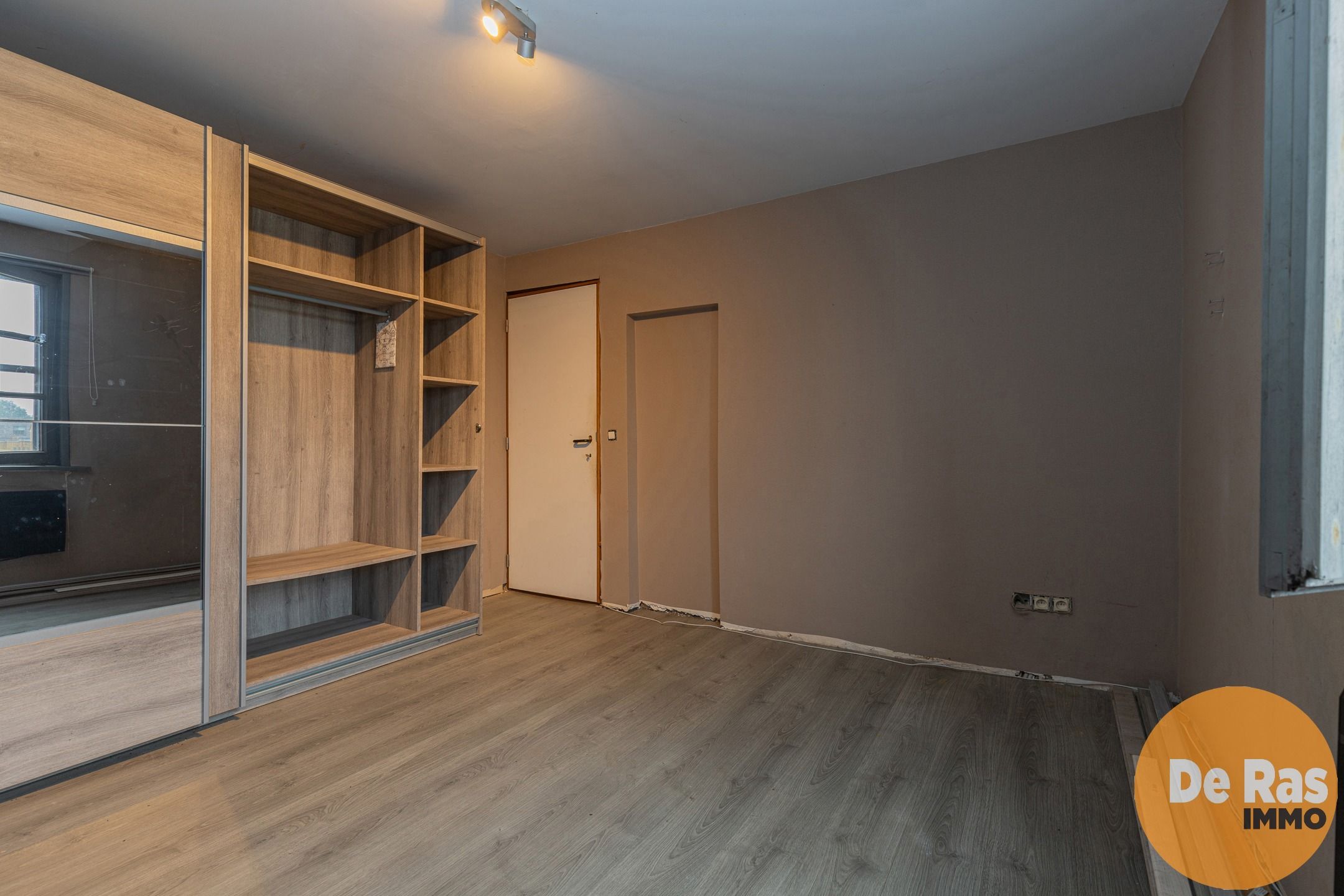 GAVERE - Te renoveren woning met leuke tuin foto 13