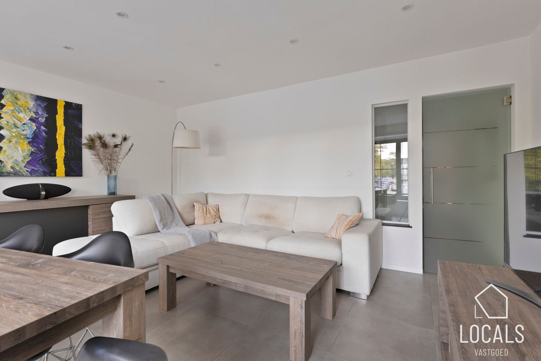 Gerenoveerd 1-slpk appartement met terras in centrum Aalst foto 5