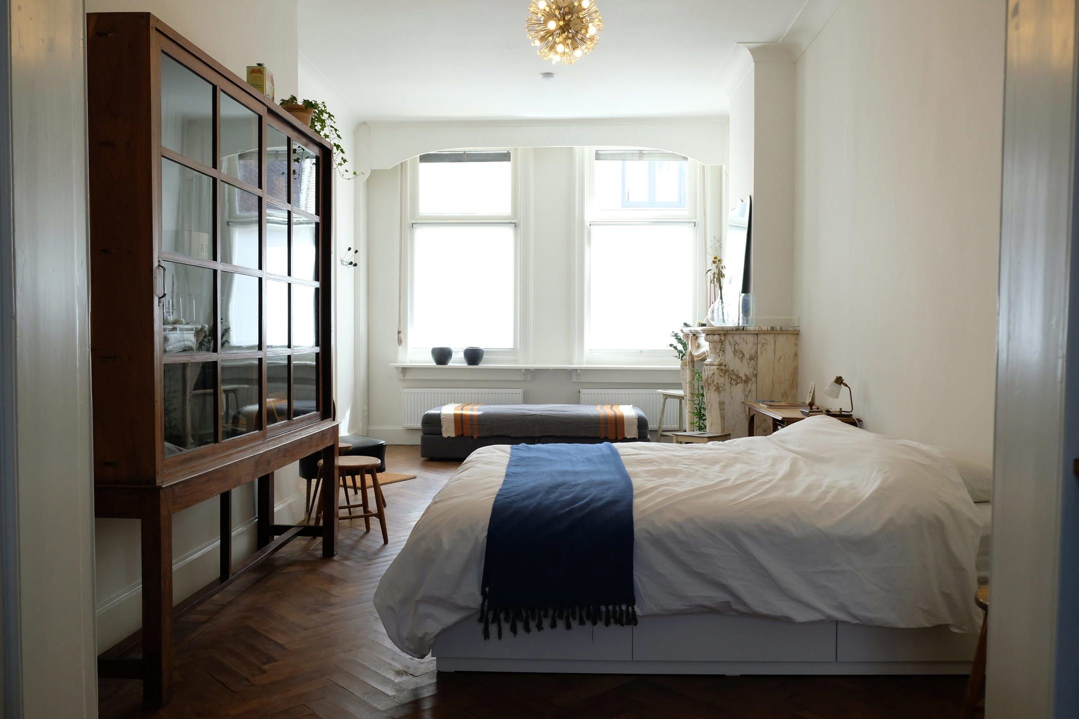 Leuke gelijkvloerse studio met koer foto 9
