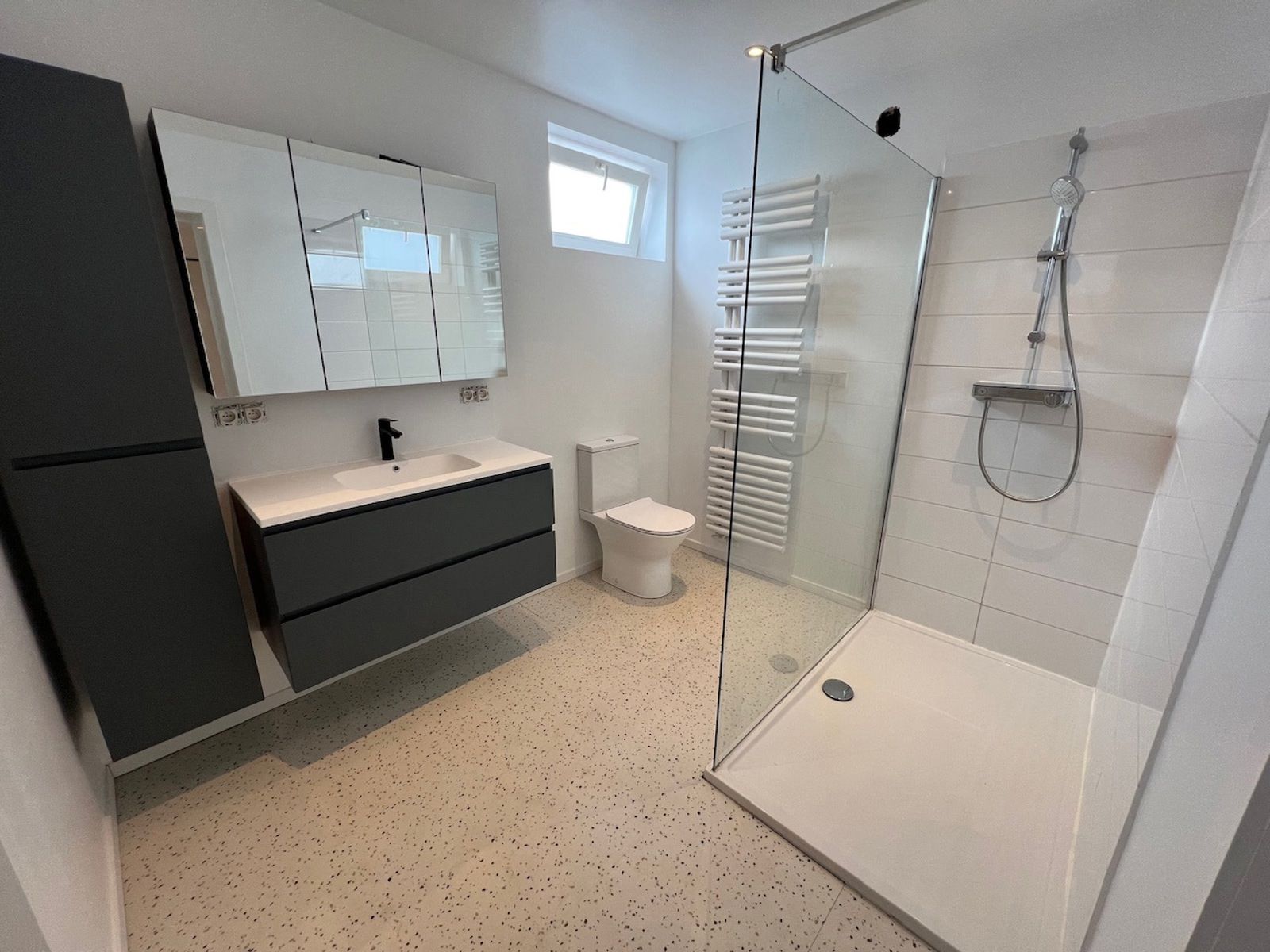 Laagbouwwoning met 1slpk en tuin foto 10