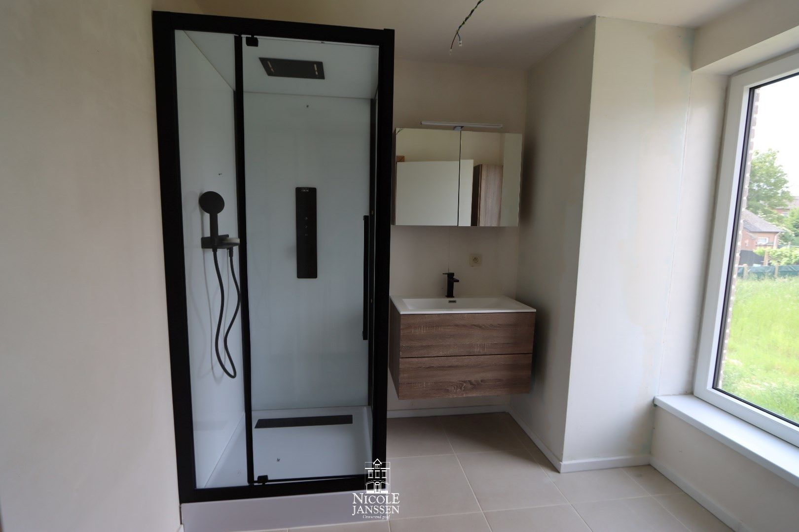 Vrijstaande nieuwbouwwoning met 3 slaapkamers in een rustige omgeving foto 8