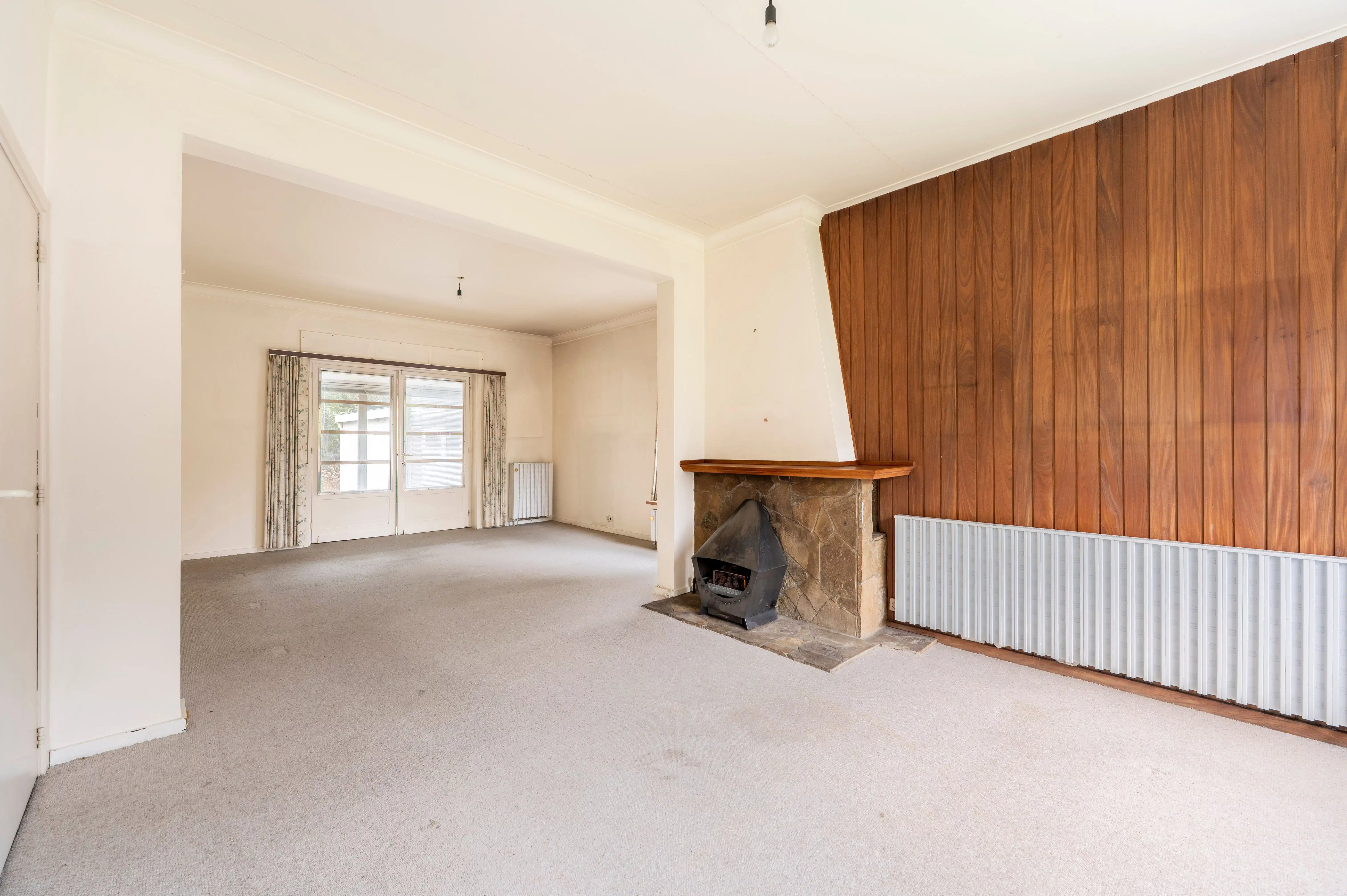 Halfopen bebouwing met veel potentieel, zonnige tuin en garage in Kapellen! foto 5