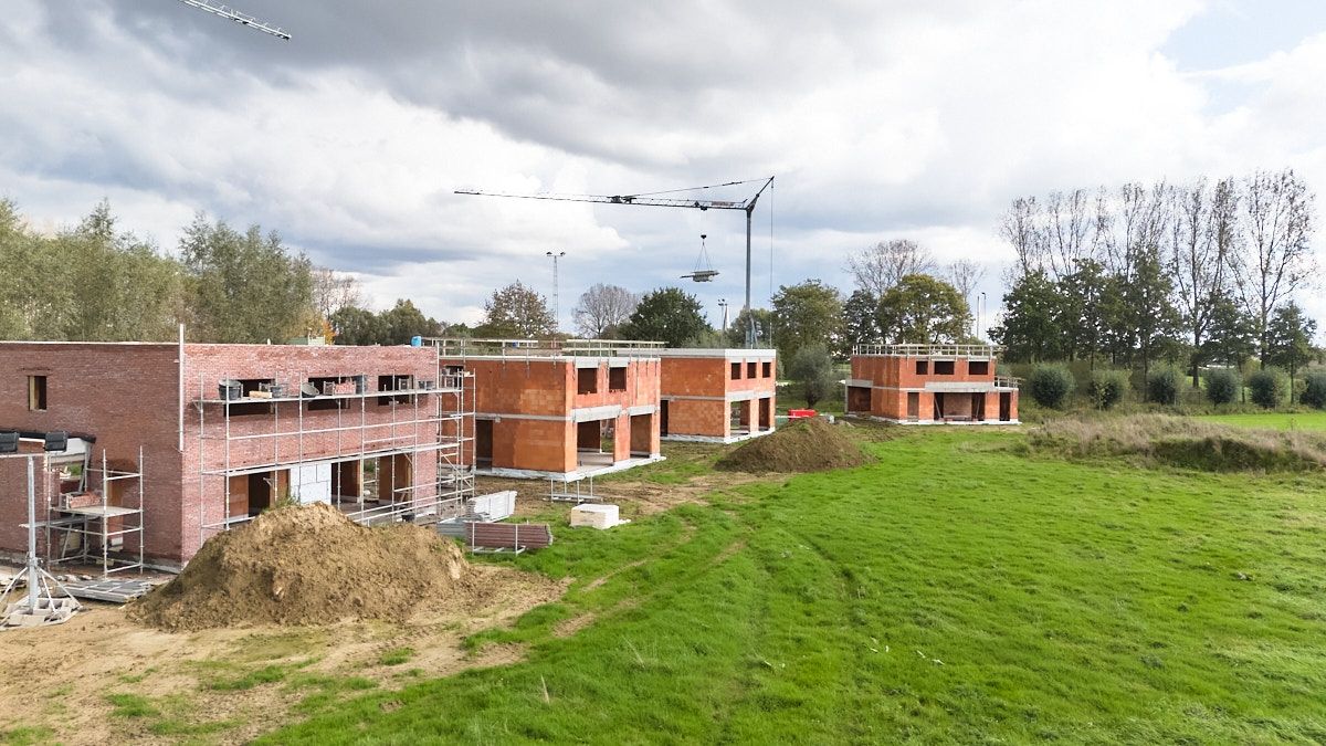 Energiezuinige open bebouwing op 1.385 m² foto 2