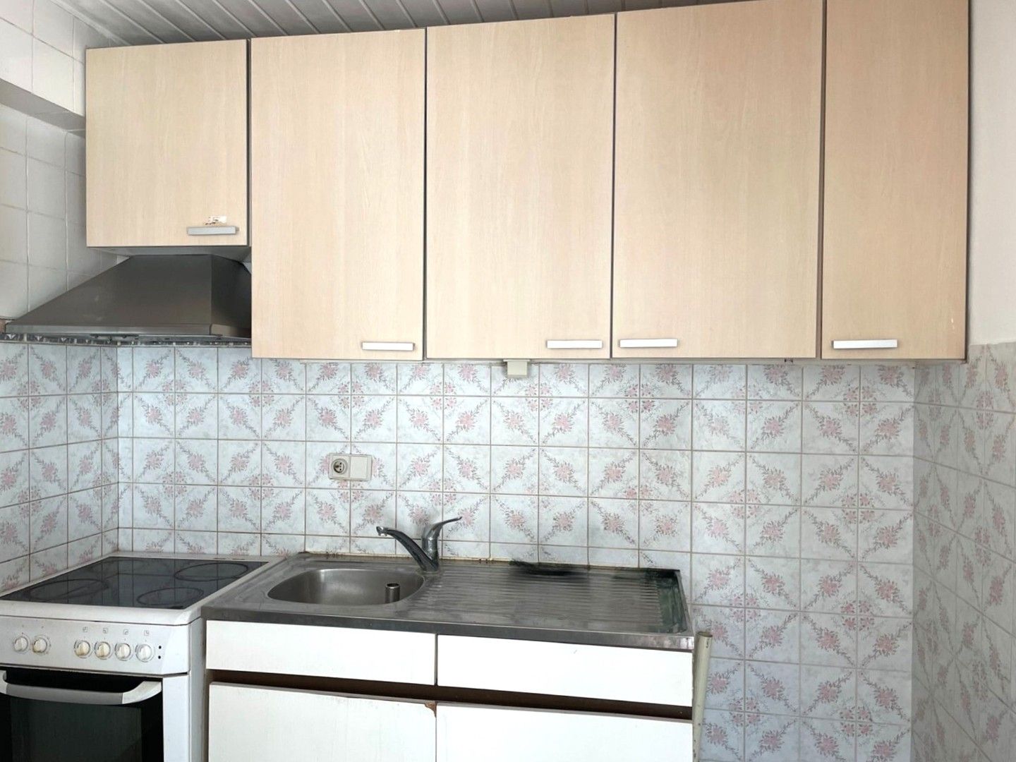 Gunstig gelegen appartement met één slaapkamer, ideaal voor renovatie foto 7