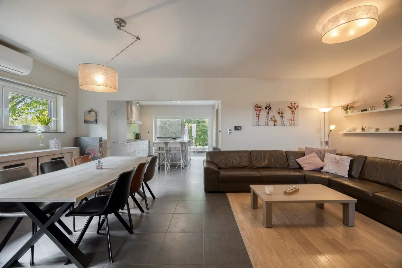 Mooie, instapklare woning met tuin in Hoegaarden (Hoksem) foto 8