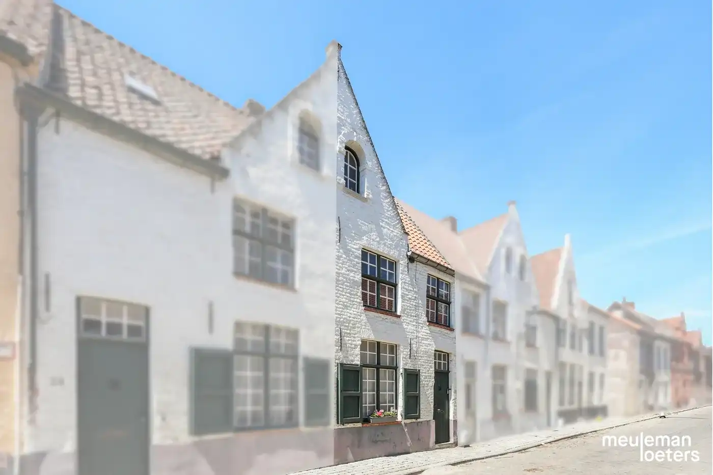  Charmante instapklare stadswoning met zonnige koer foto 17