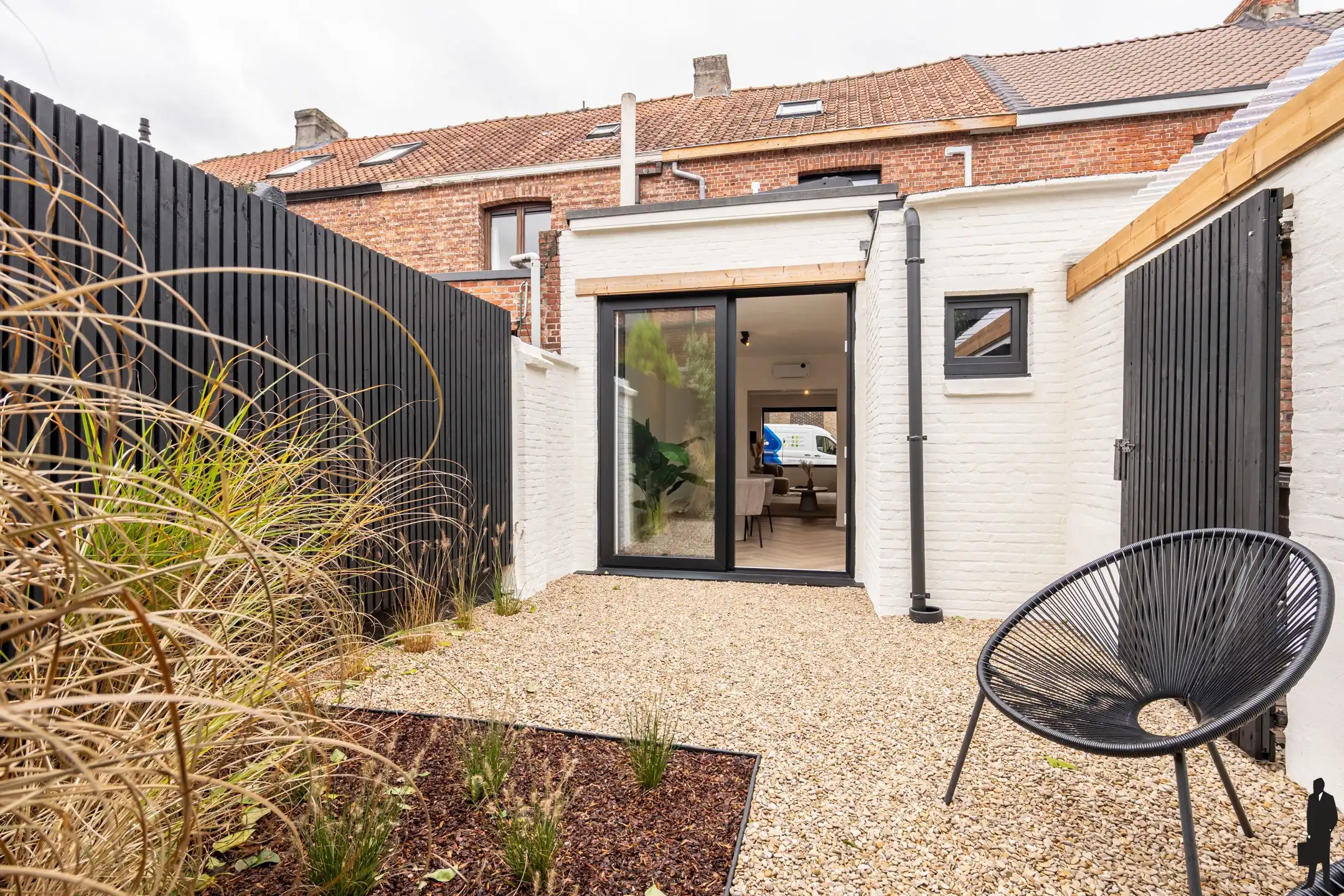 Energiezuinige stadswoning met 3 slaapkamers en stadstuintje foto {{pictureIndex}}