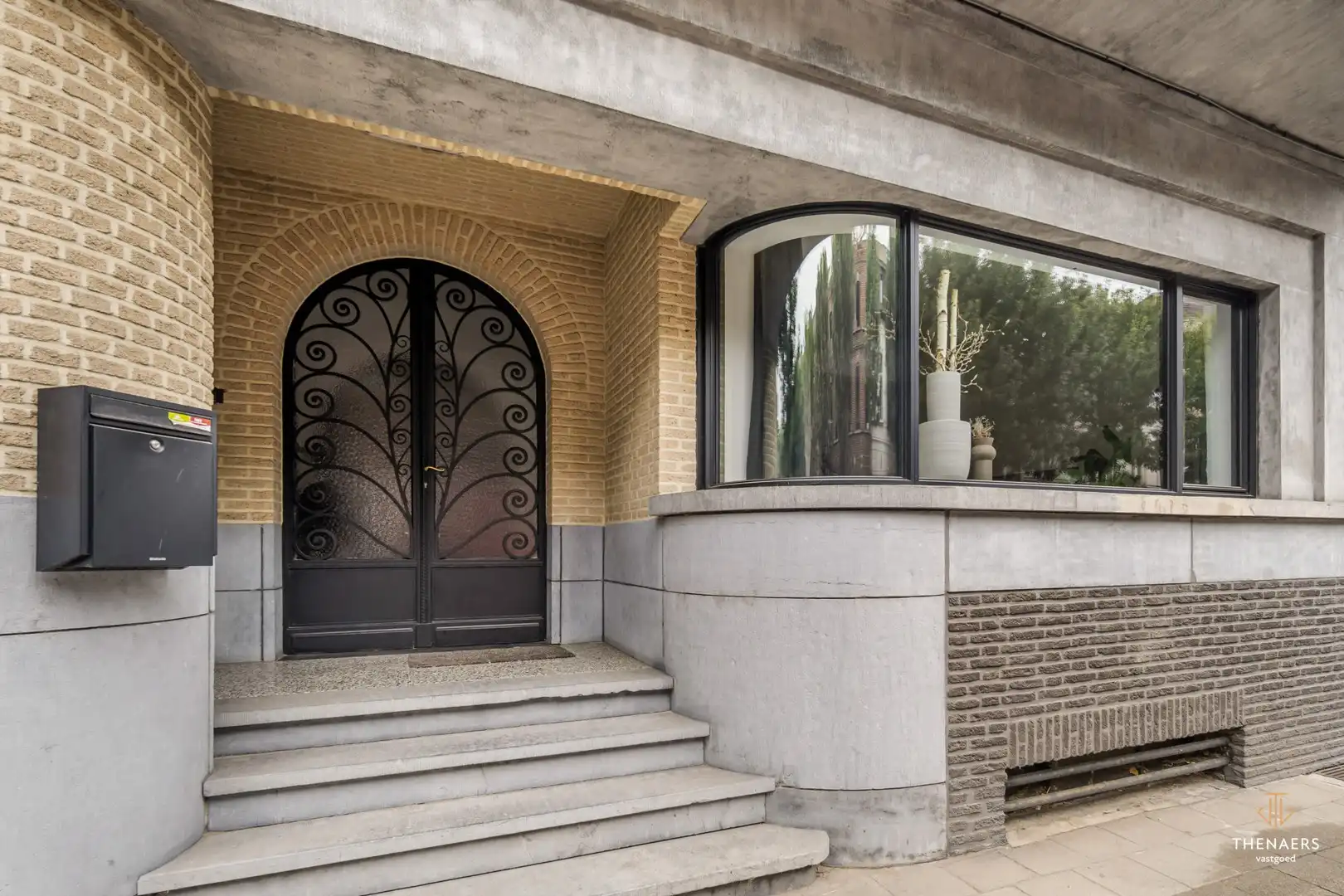 Stijlvol gerenoveerde karakterwoning nabij het centrum van Sint-Truiden. foto 35
