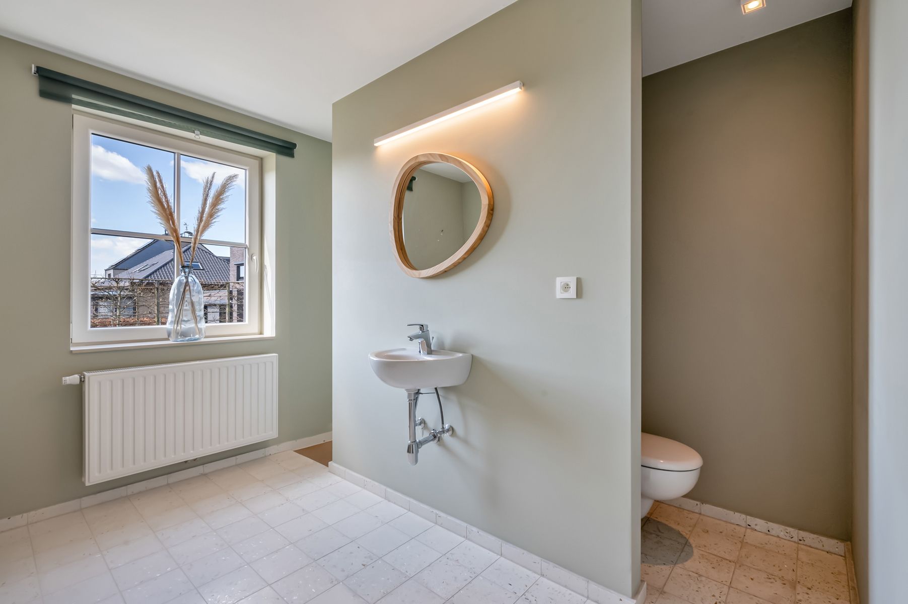 Stijlvolle energiezuinige gezinwoning 4slpk’s en tuintje! foto 20