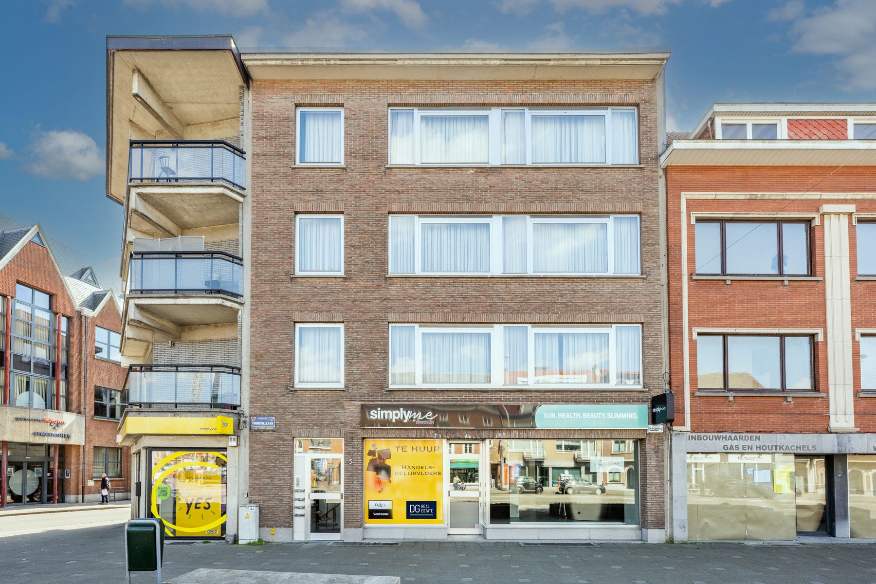 Handelsgelijkvloers met topzichtbaarheid in Schoten! foto 13