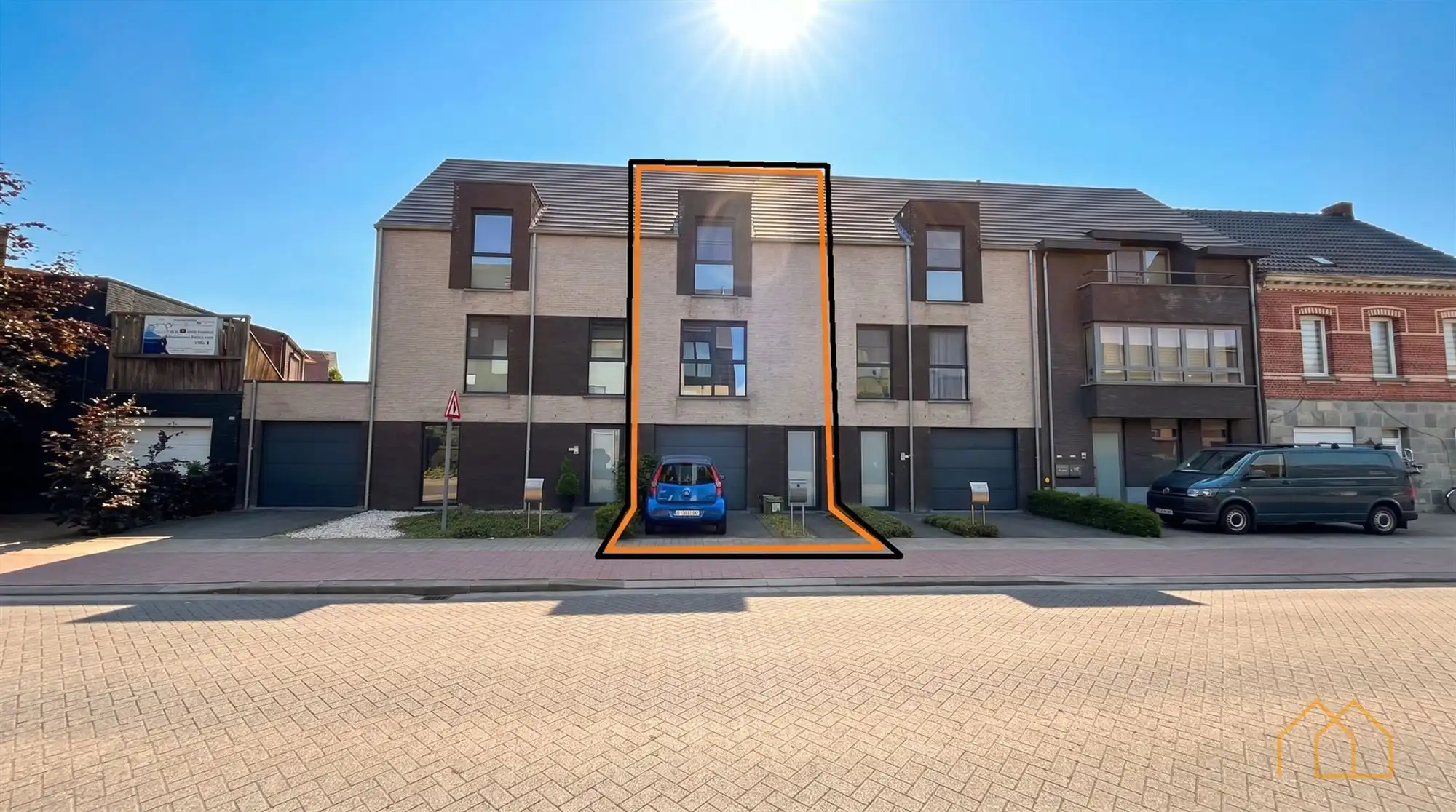App met 3slk, groot terras, garage en parkeerplaats foto {{pictureIndex}}