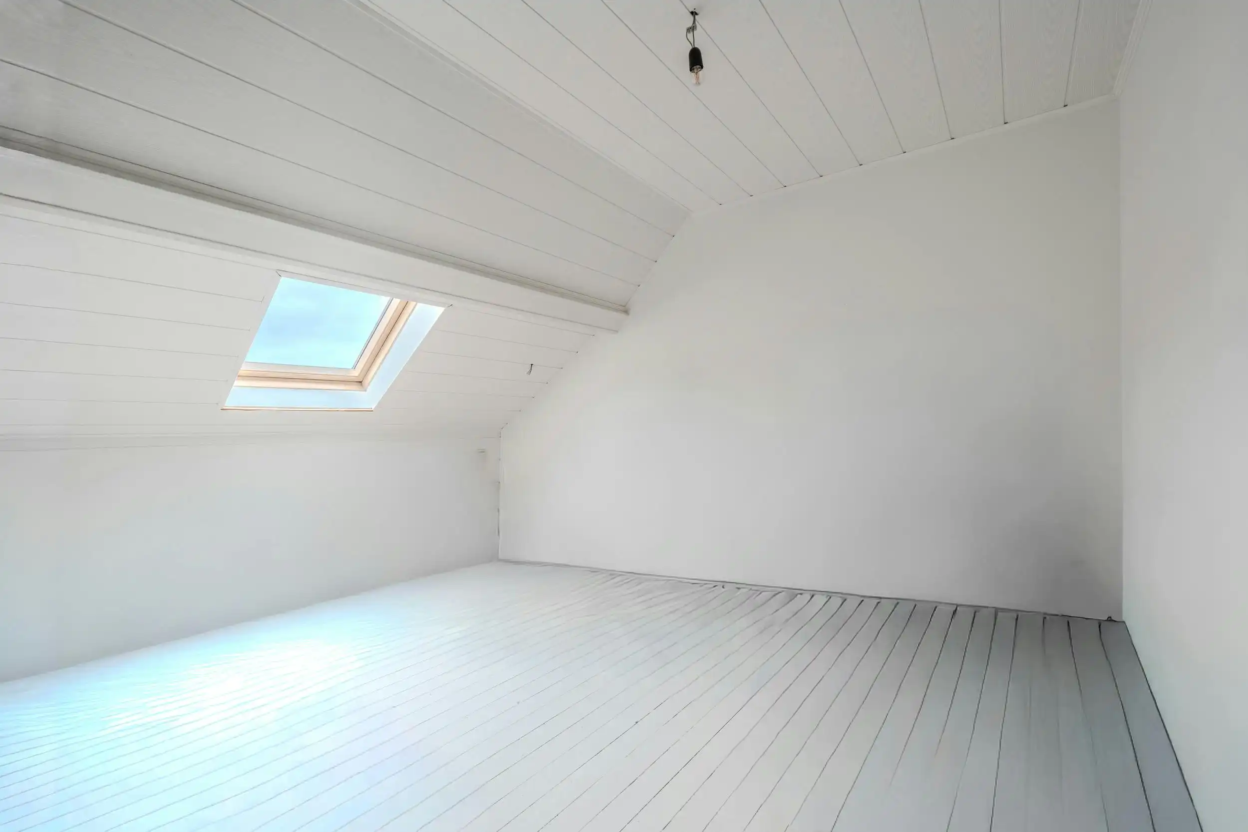 Ruime woning met vijf slaapkamers en gezellige stadskoer foto 12