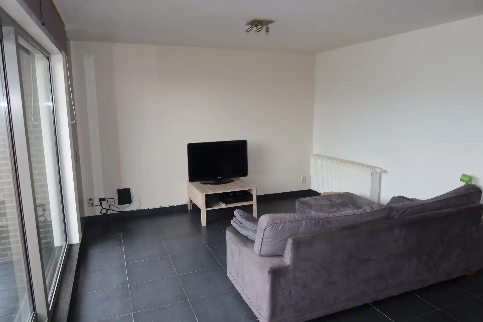 Super gezellig appartement met 2 slk, terras en autostaanplaats foto 5