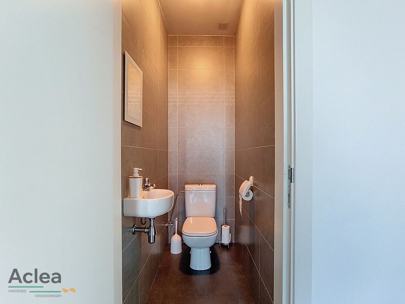 uitzonderlijk ruime landelijk gelegen woning foto 15