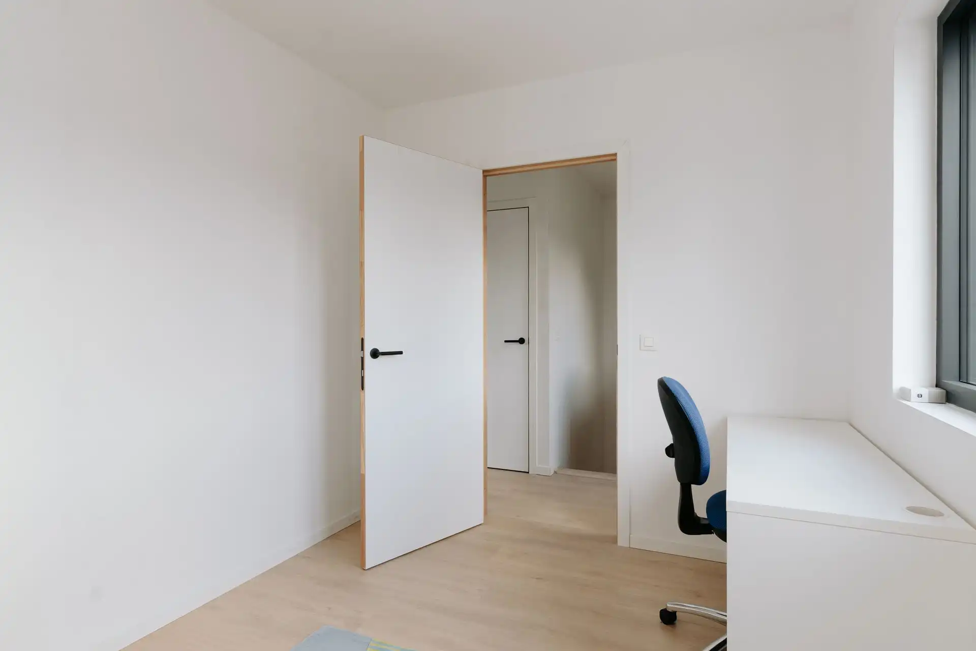 Nieuwbouwwoning met hoog wooncomfort op een centrale ligging foto 16