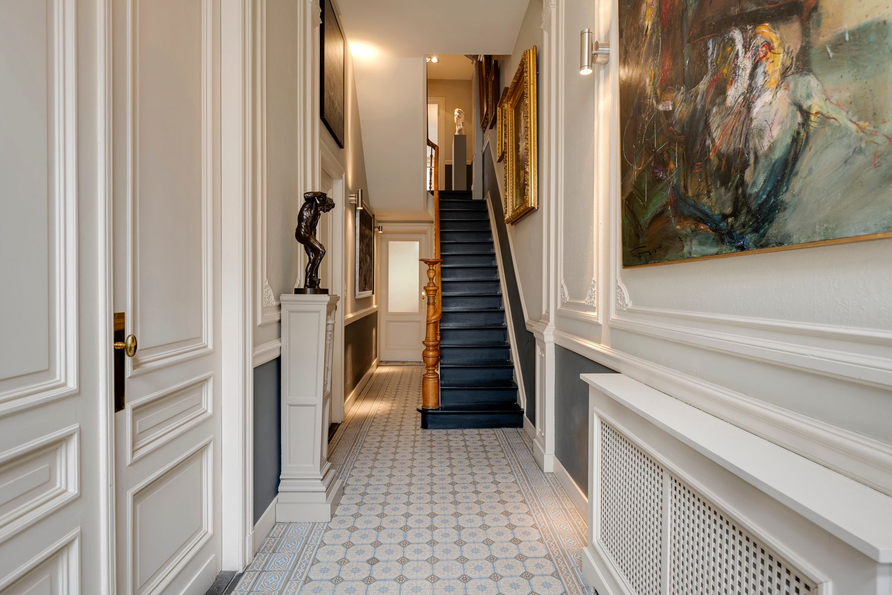 Uniek neoclassicistisch herenhuis in de Markgravebuurt foto 3