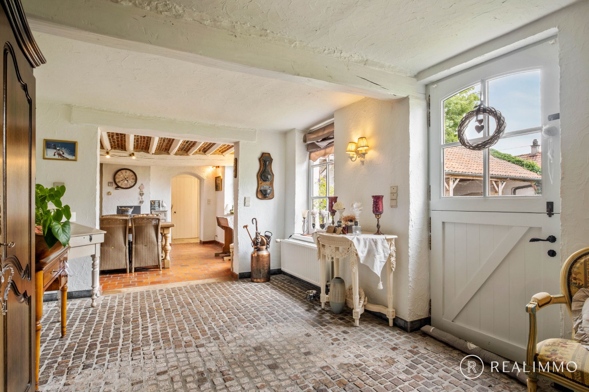 Wonen in alle rust op meer dan 1,2 hectare! foto 9
