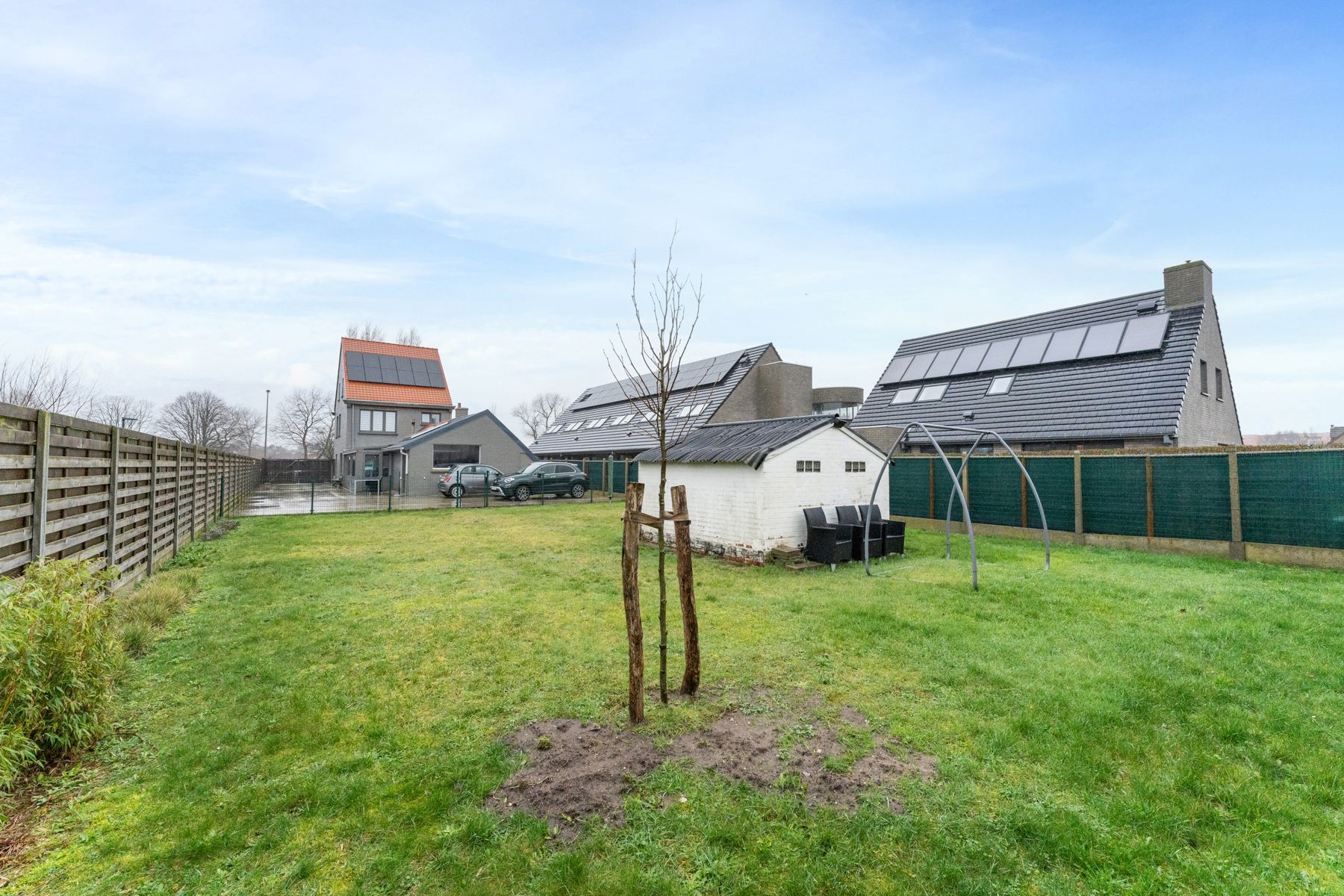 Alleenstaande woning op 721 m² met 6 slpk, garage en tuin foto 20