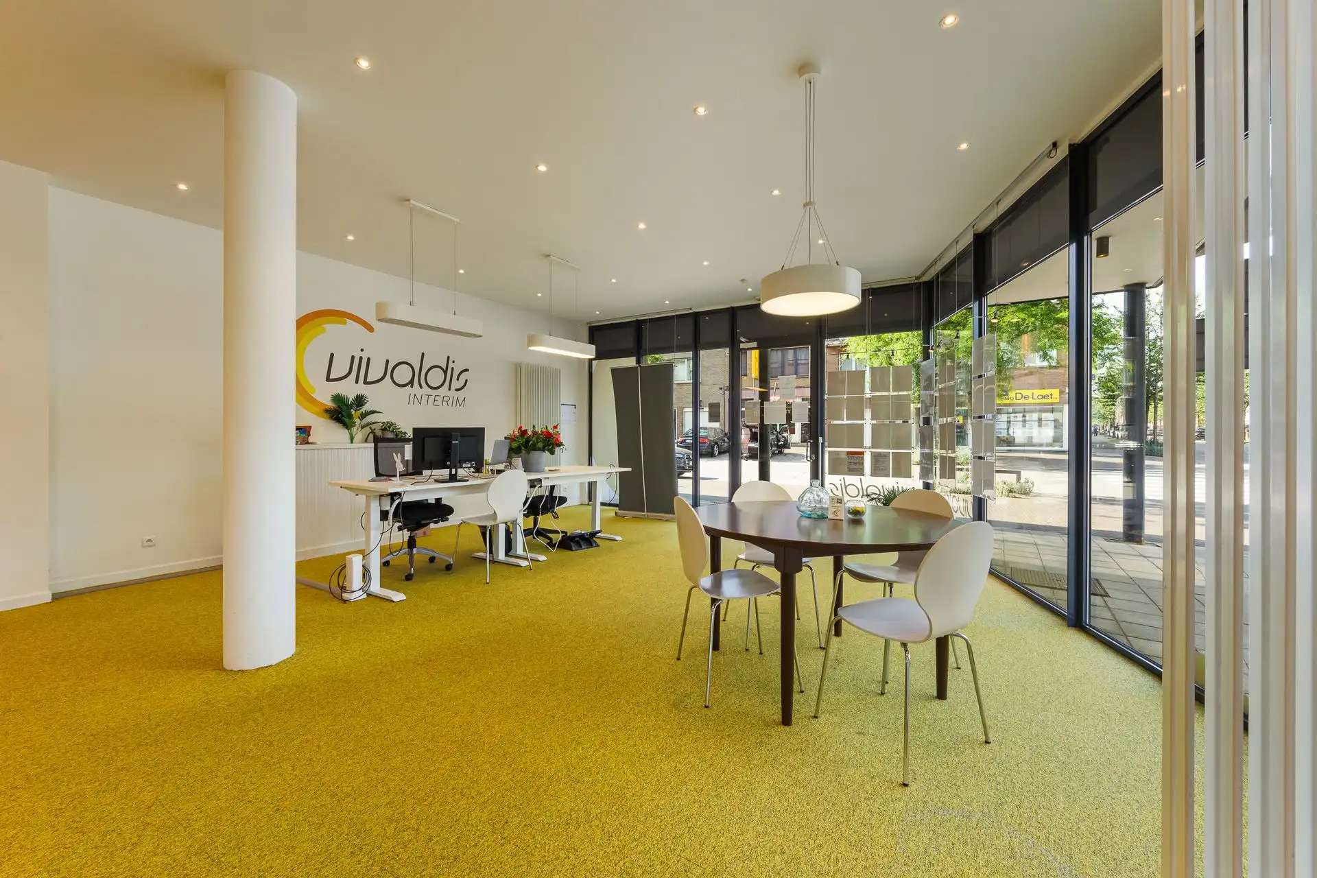 Commercieel gelijkvloers op strategische locatie in Wilrijk foto 3