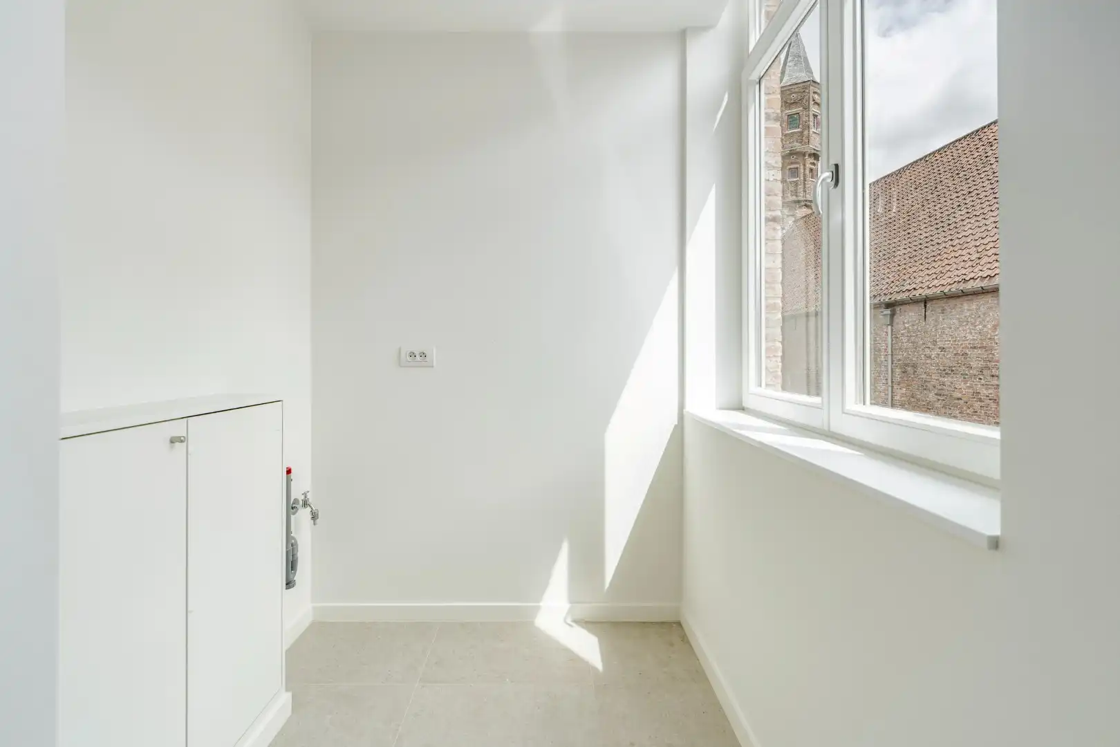 Exclusieve nieuwbouwwoning te huur met 3 slaapkamers in het hart van Brugge foto 9