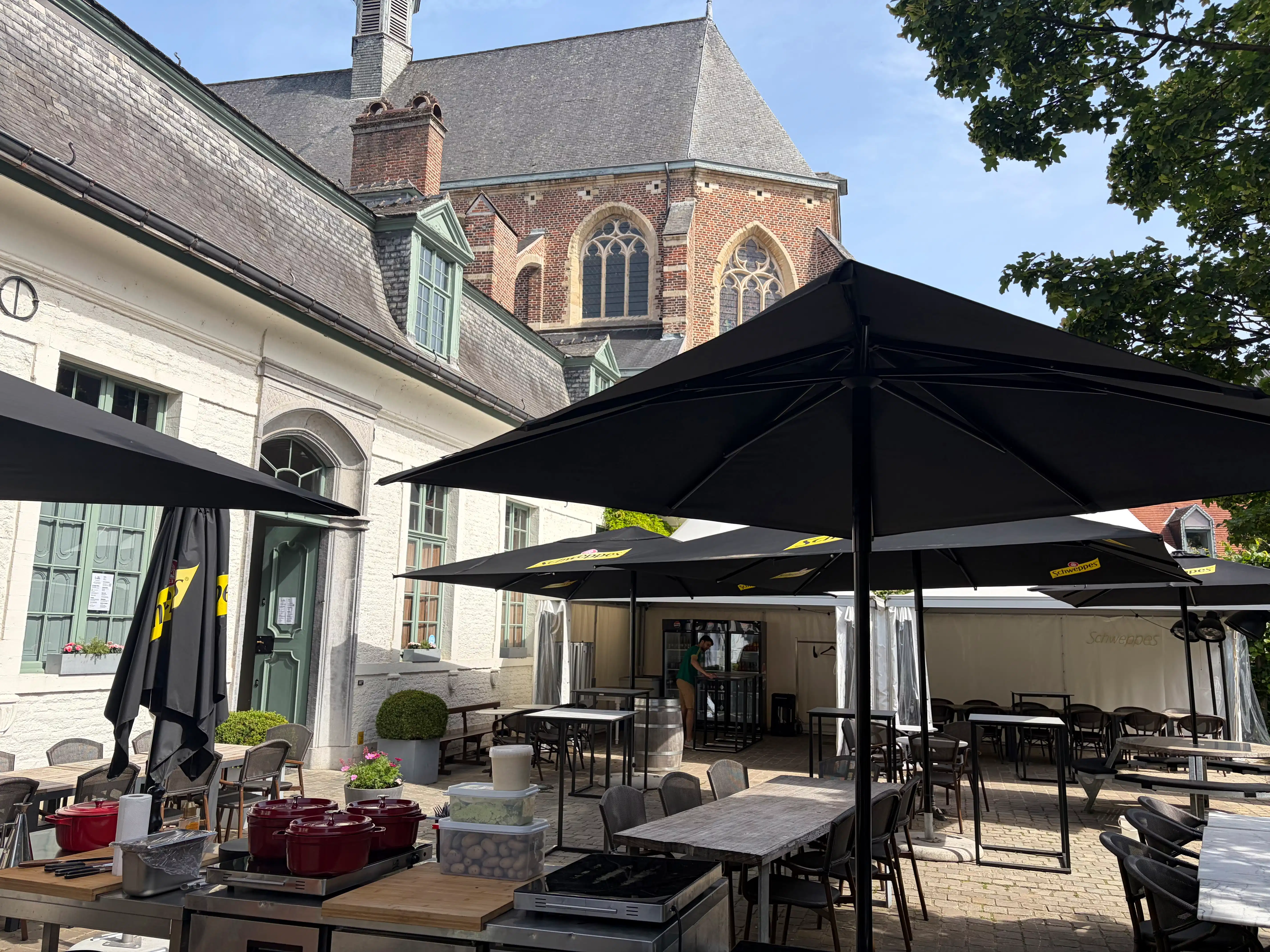 Ter overname: Zeer winstgevende horecalocatie (BV) inclusief appartement foto 8