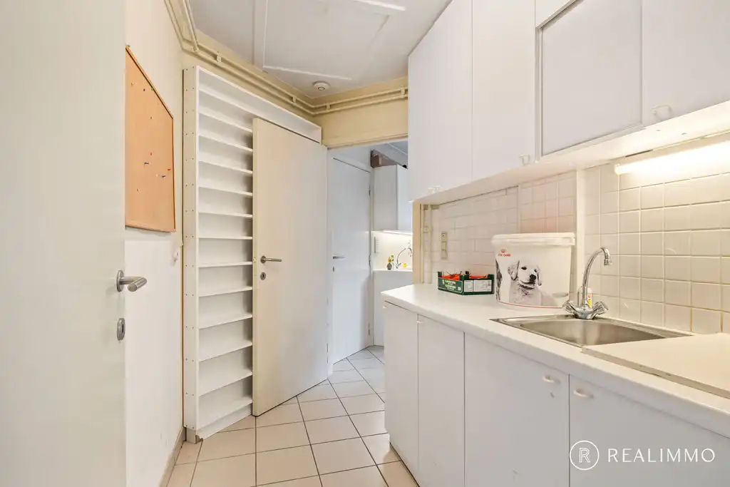 Ruime villa op 3168m² foto 14