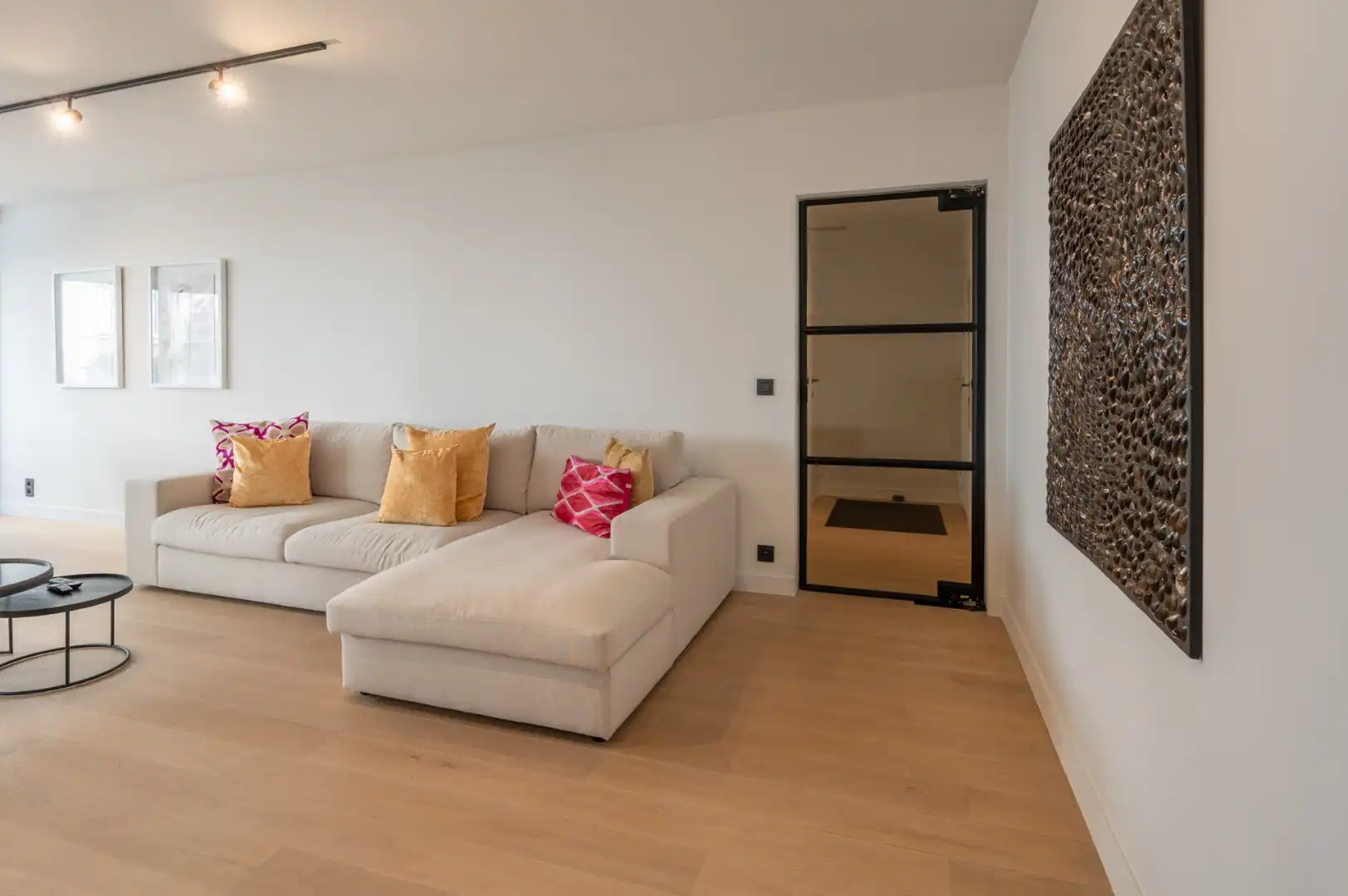 Lichtrijk appartement met zijdelings zeezicht en prachtig open zicht over Duinbergen foto 5