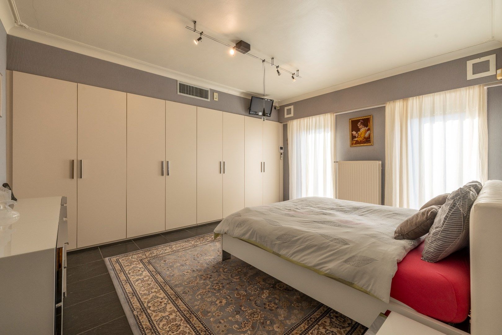 Unieke villa met binnenzwembad op een toplocatie  foto 15