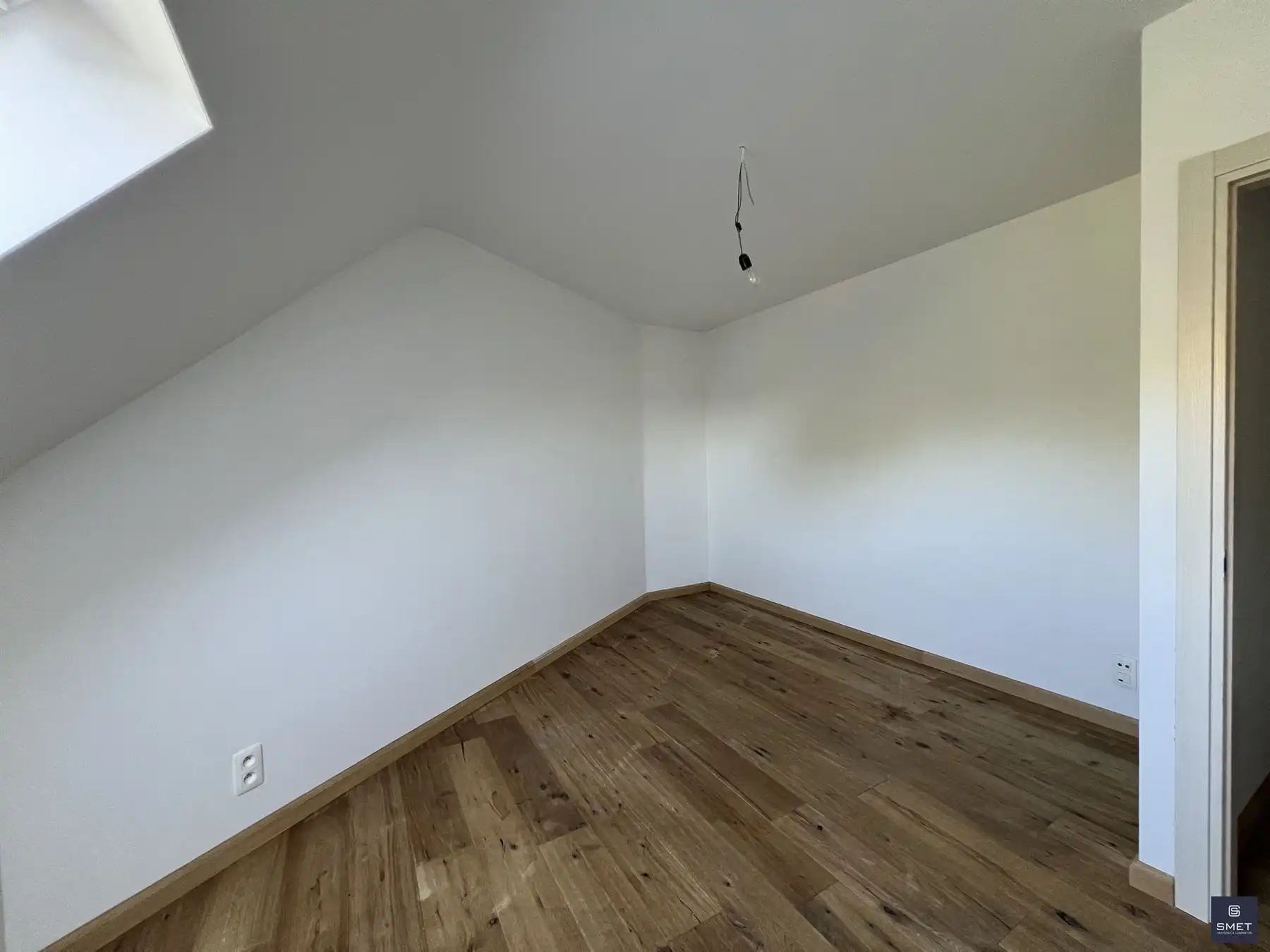 RUIM DUPLEX APPT. MET 2 SPKS, TERRAS EN GARAGE foto 17