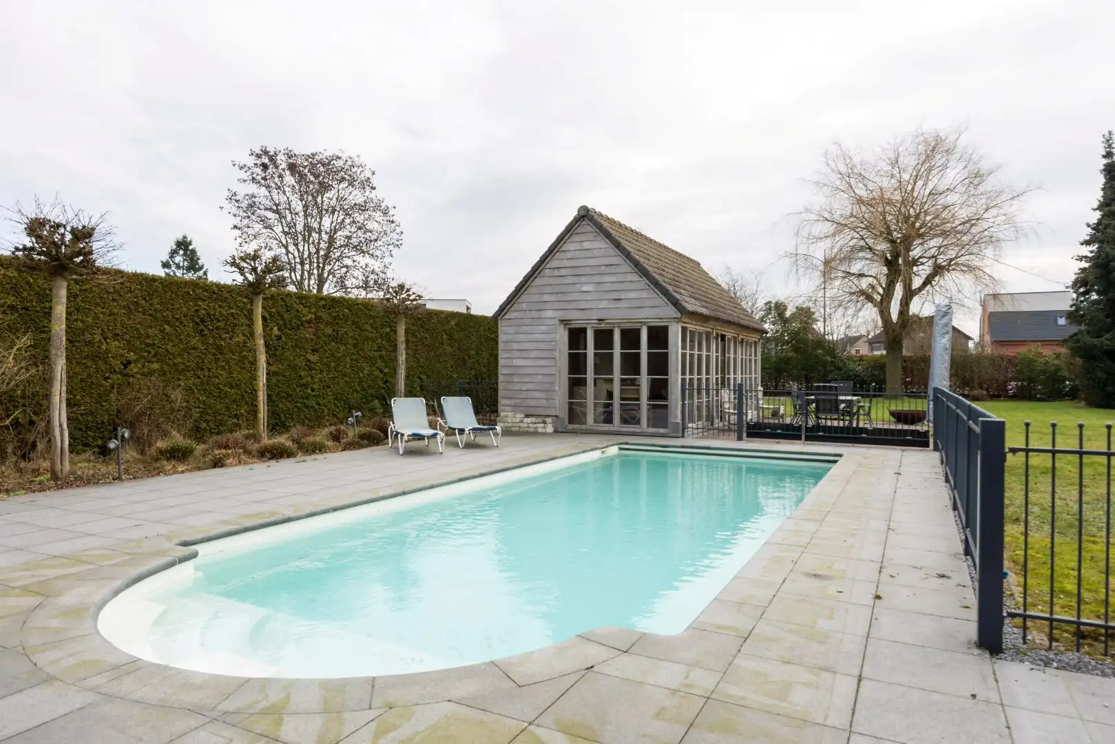 Prachtige ruime villa met naastliggende bouwgrond! foto 40