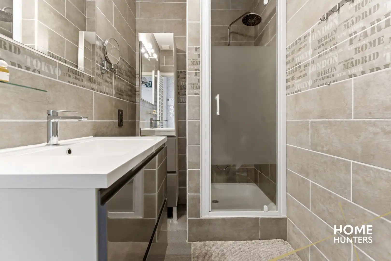 Rendabel investeringspand met combinatie van vaste verhuur en vakantieappartementen in centrum Ieper foto 8