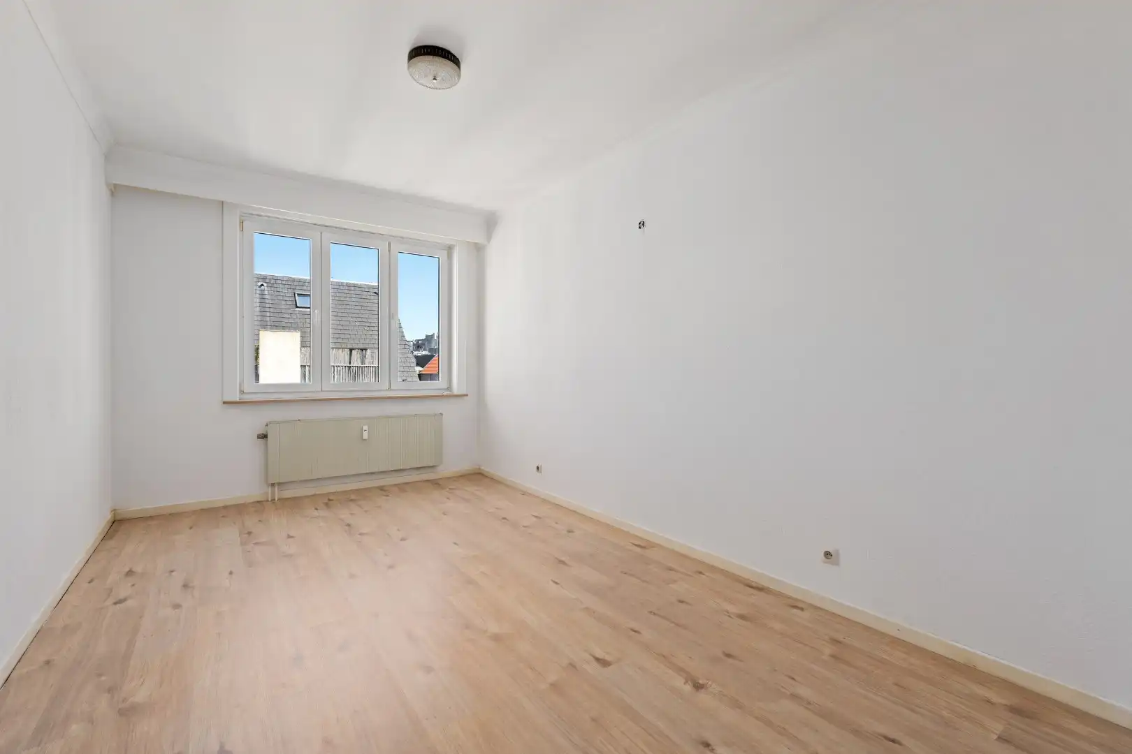 Ruim appartement te huur in Oostende (105 m²) met prachtig groenzicht – topligging in Serruyslaan foto 10