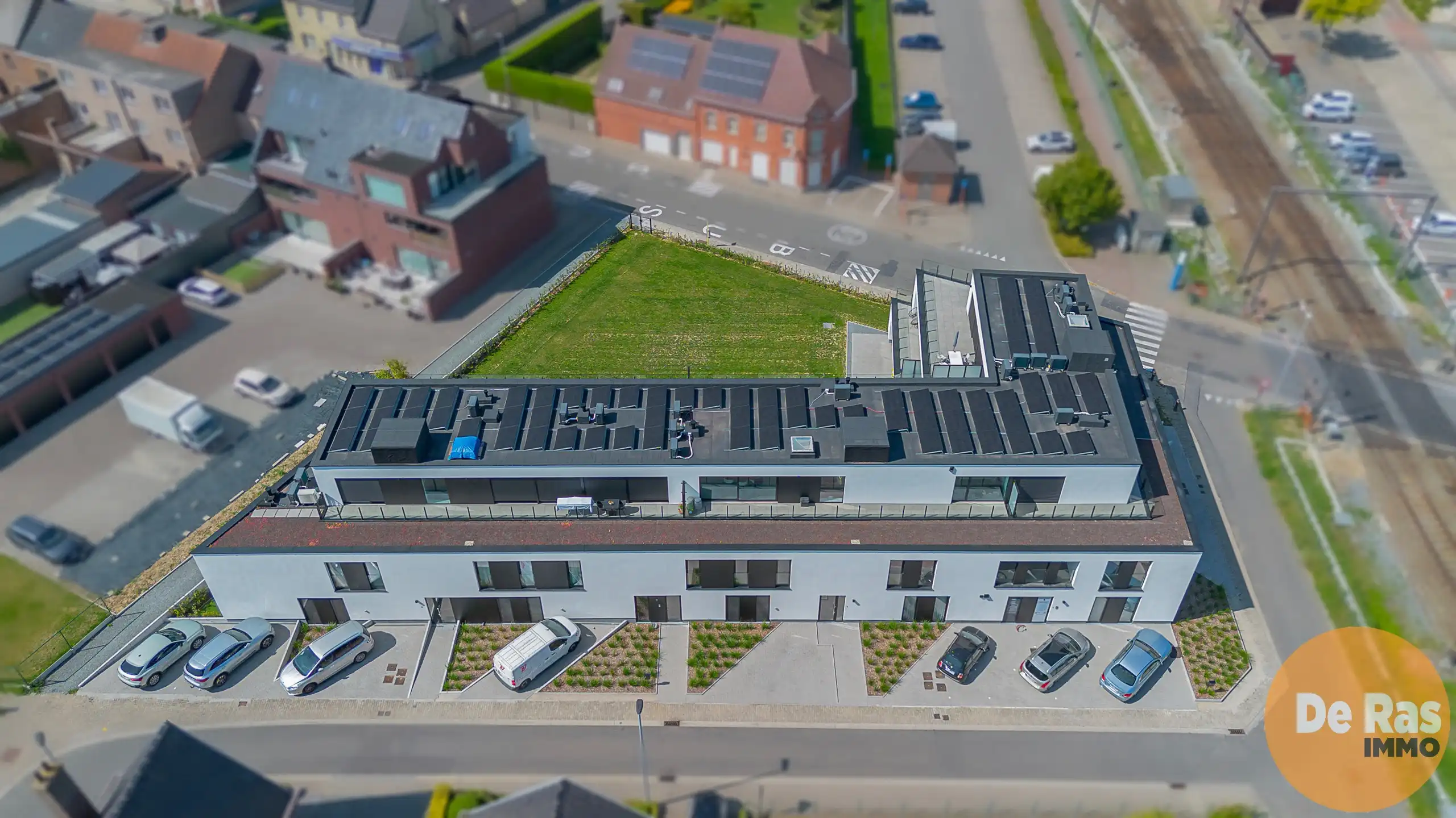 BURST -  Ruim 3 slaapkamer app met tuin en terras foto 7