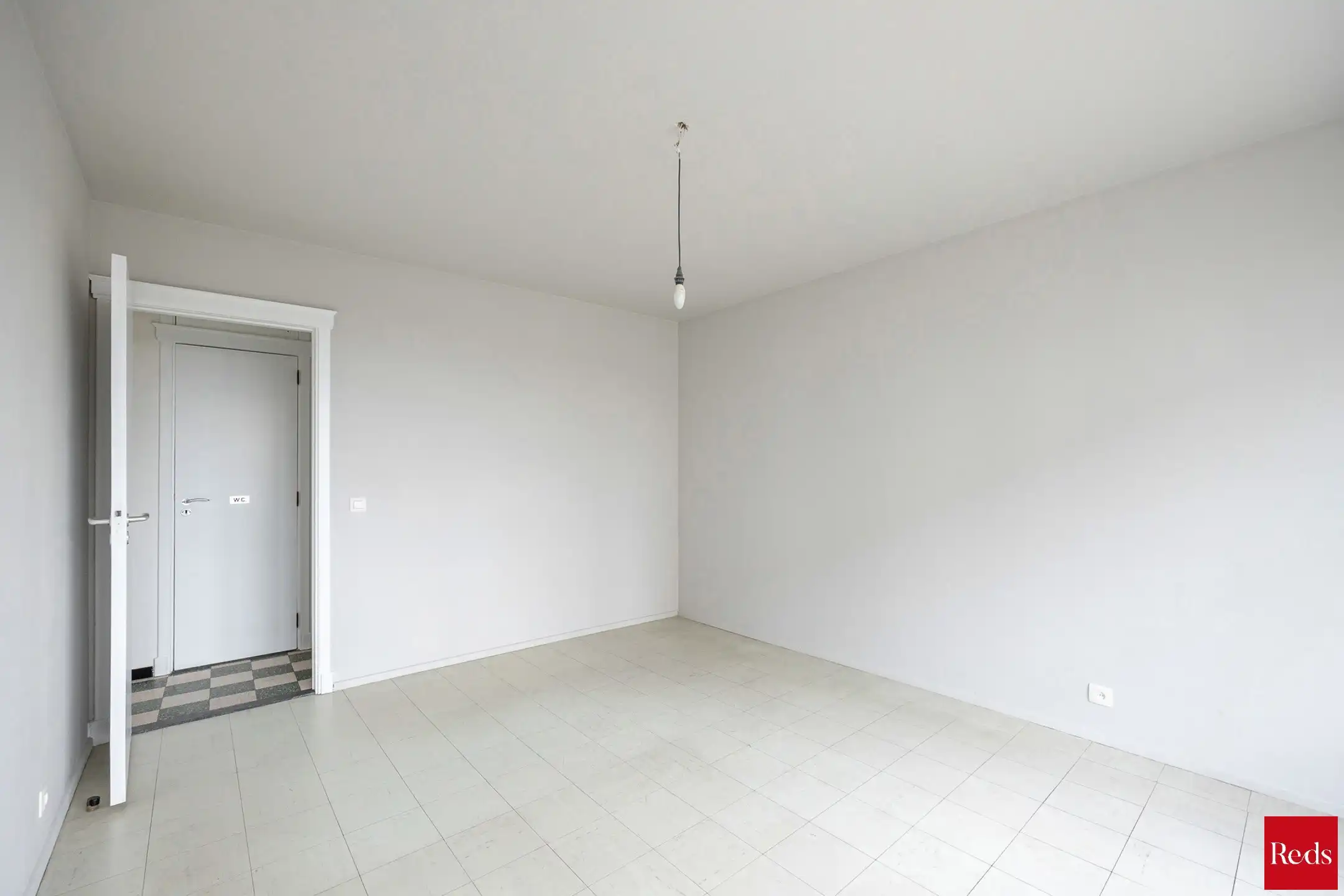 Tweeslaapkamer appartement met autostaanplaats foto 11