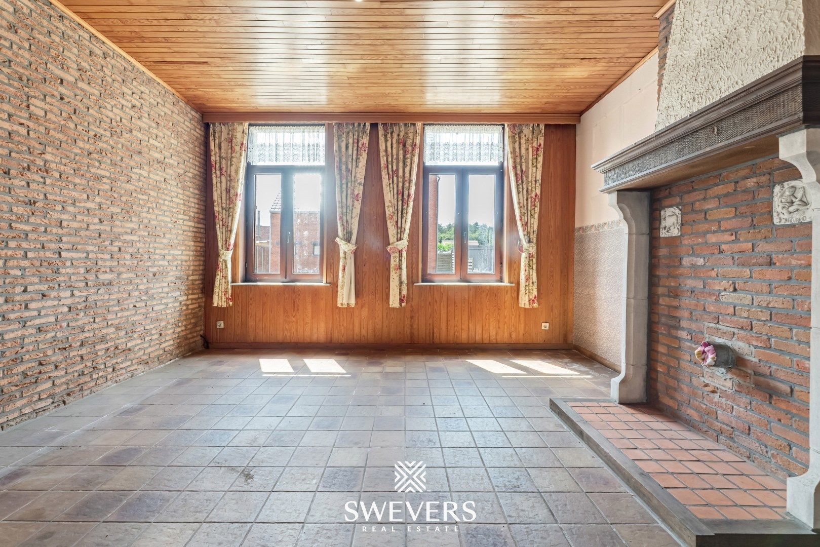 Karaktervolle woonst met renovatiepotentieel te Beverlo foto 3