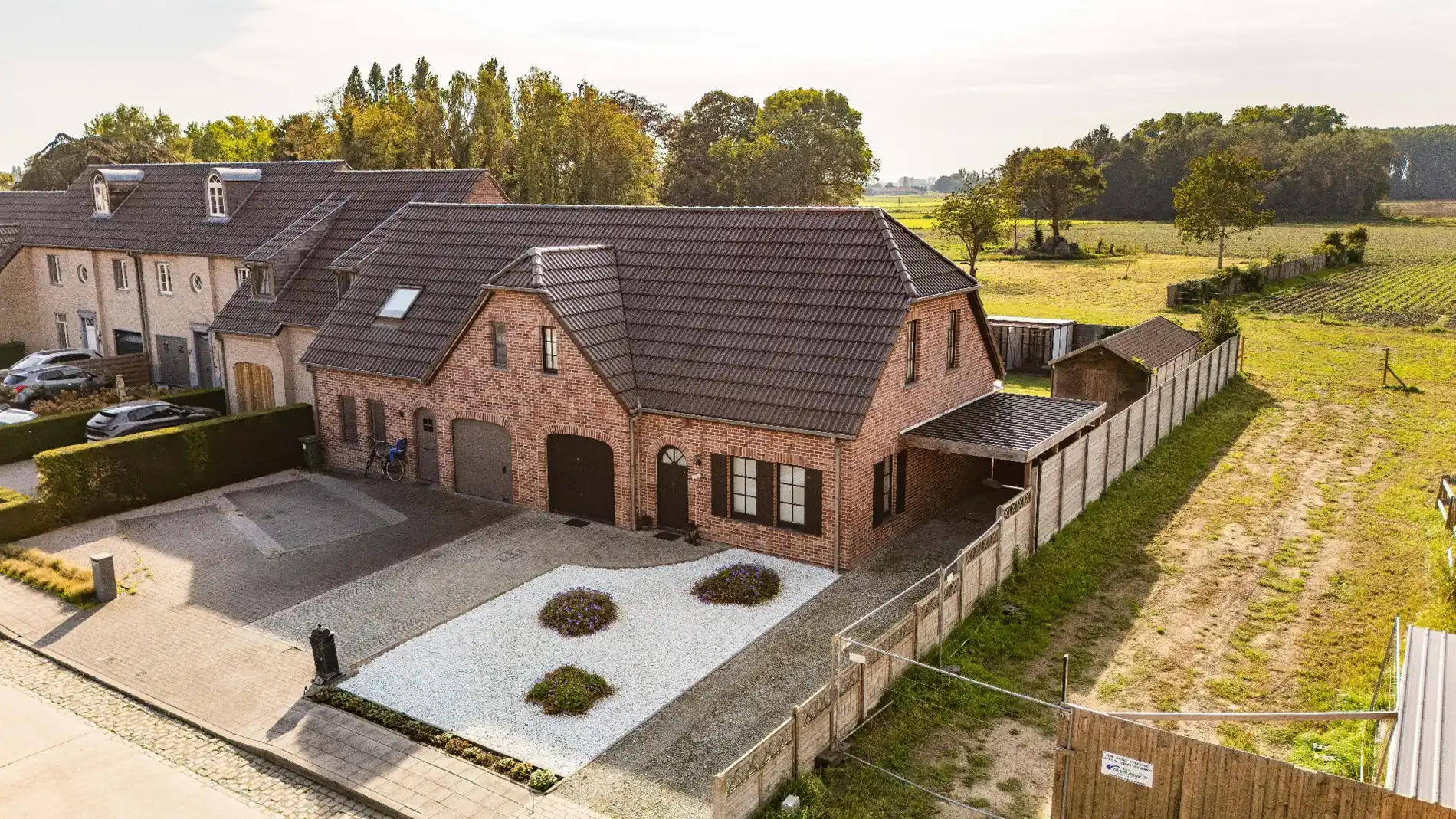 Huis te koop Ruiseleedsestraat 3 - I - 9880 Poeke