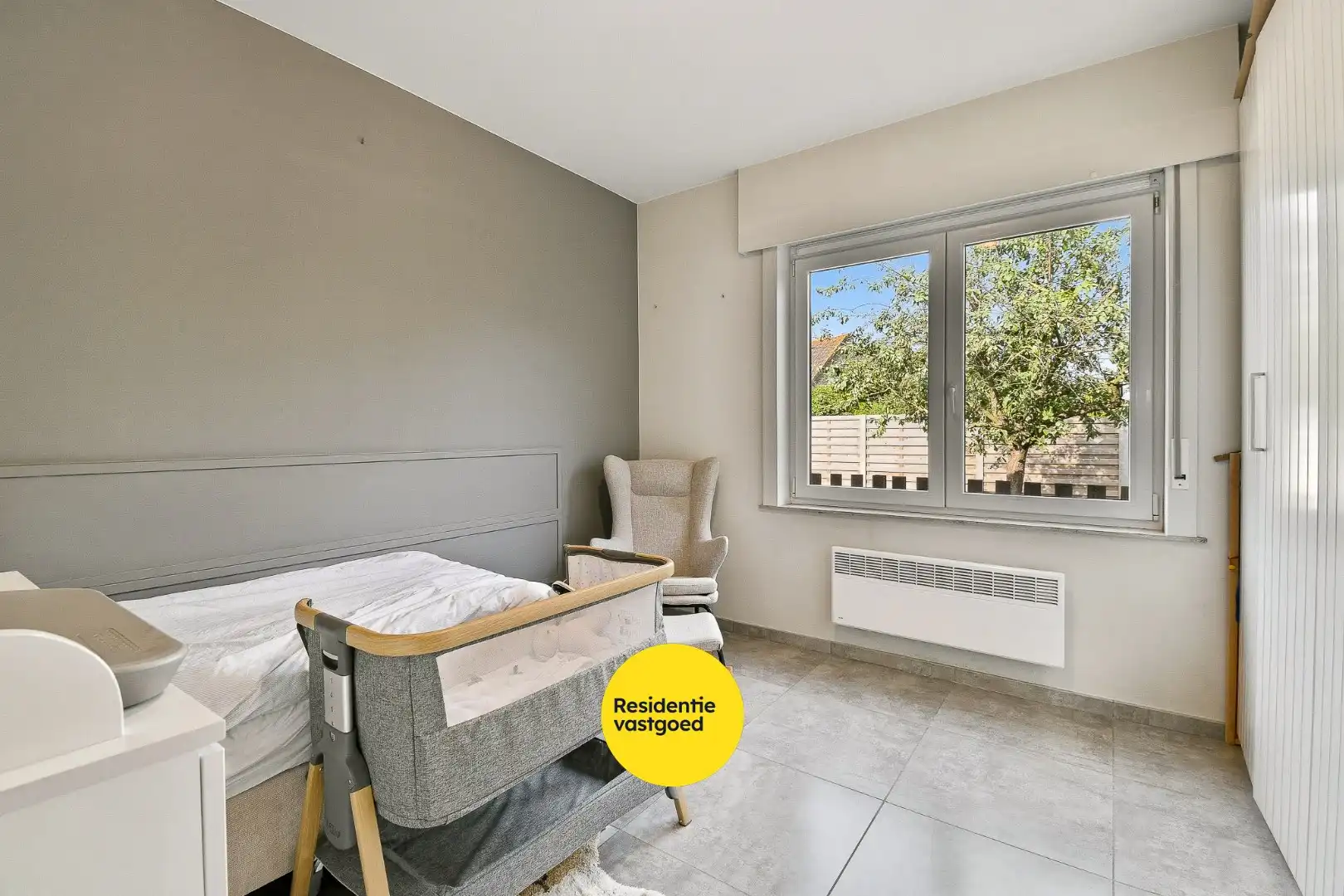 Instapklare en alleenstaande bungalowwoning foto 17