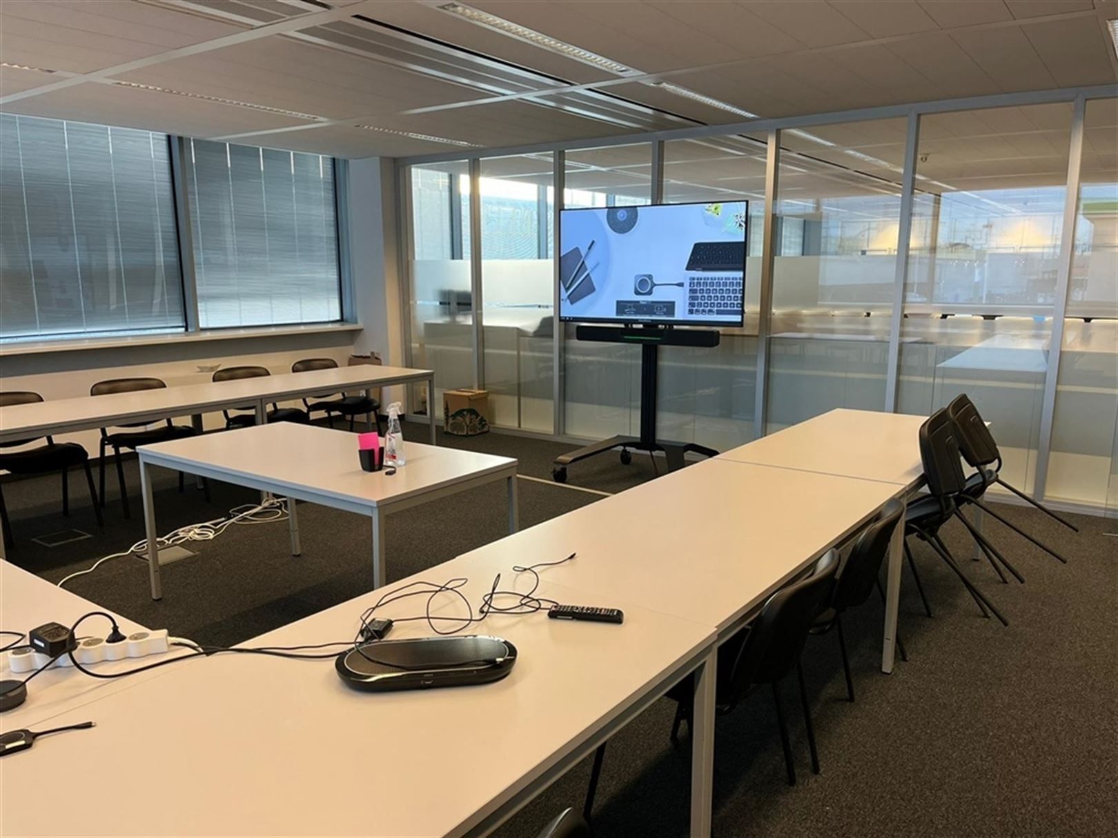 Hoogwaardig afgewerkt kantoorruimten vanaf 396 m² foto 5