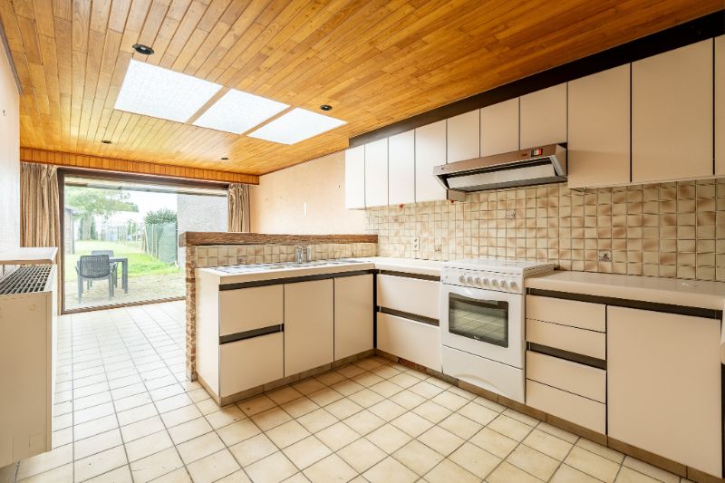 Rustig wonen op een perceel van 590 m² nabij centrum Ingelmunster! foto 8