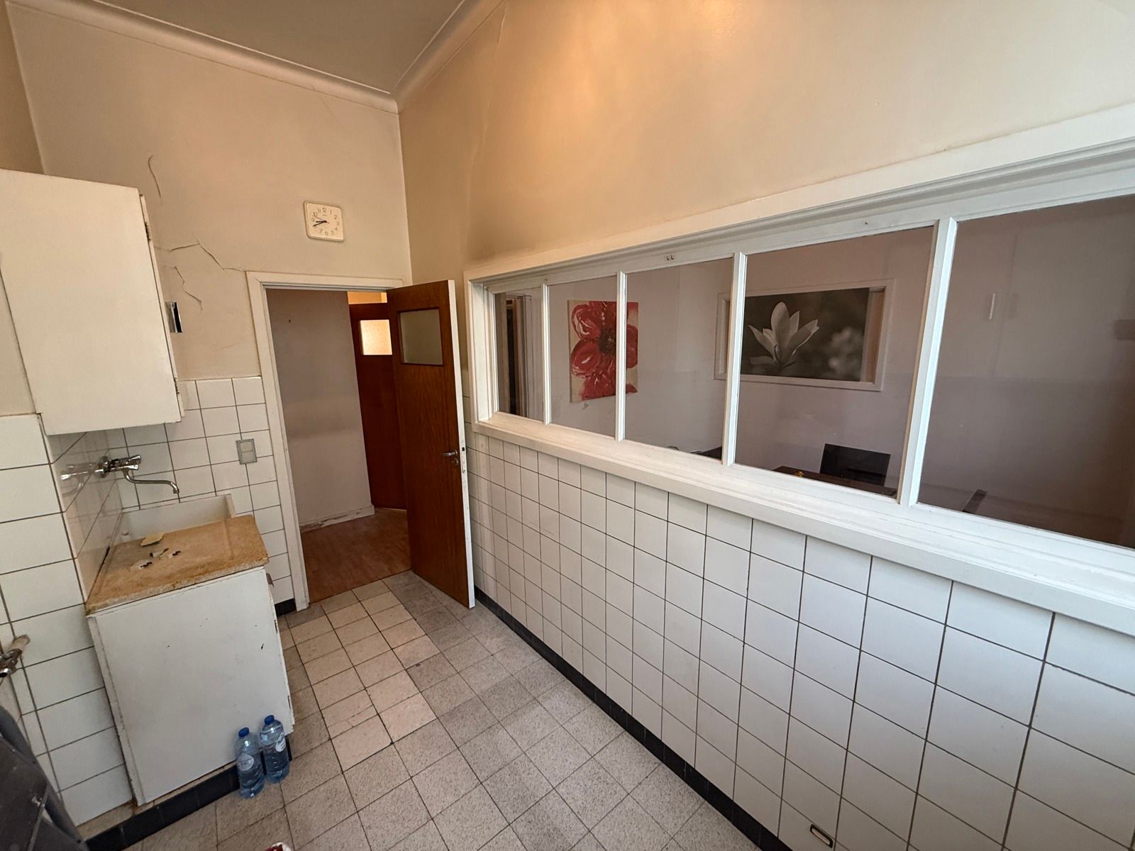 Te renoveren gelijkvloers appartement met 2 slaapkamers foto 8