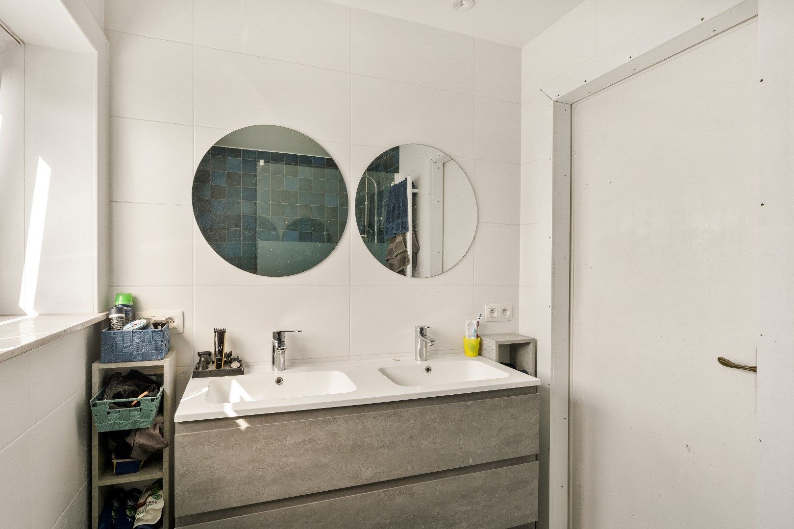 RUIME WONING OP 439M² MET 3 SLPKS, RUSTIGE LIGGING EN GROTE TUIN foto 12