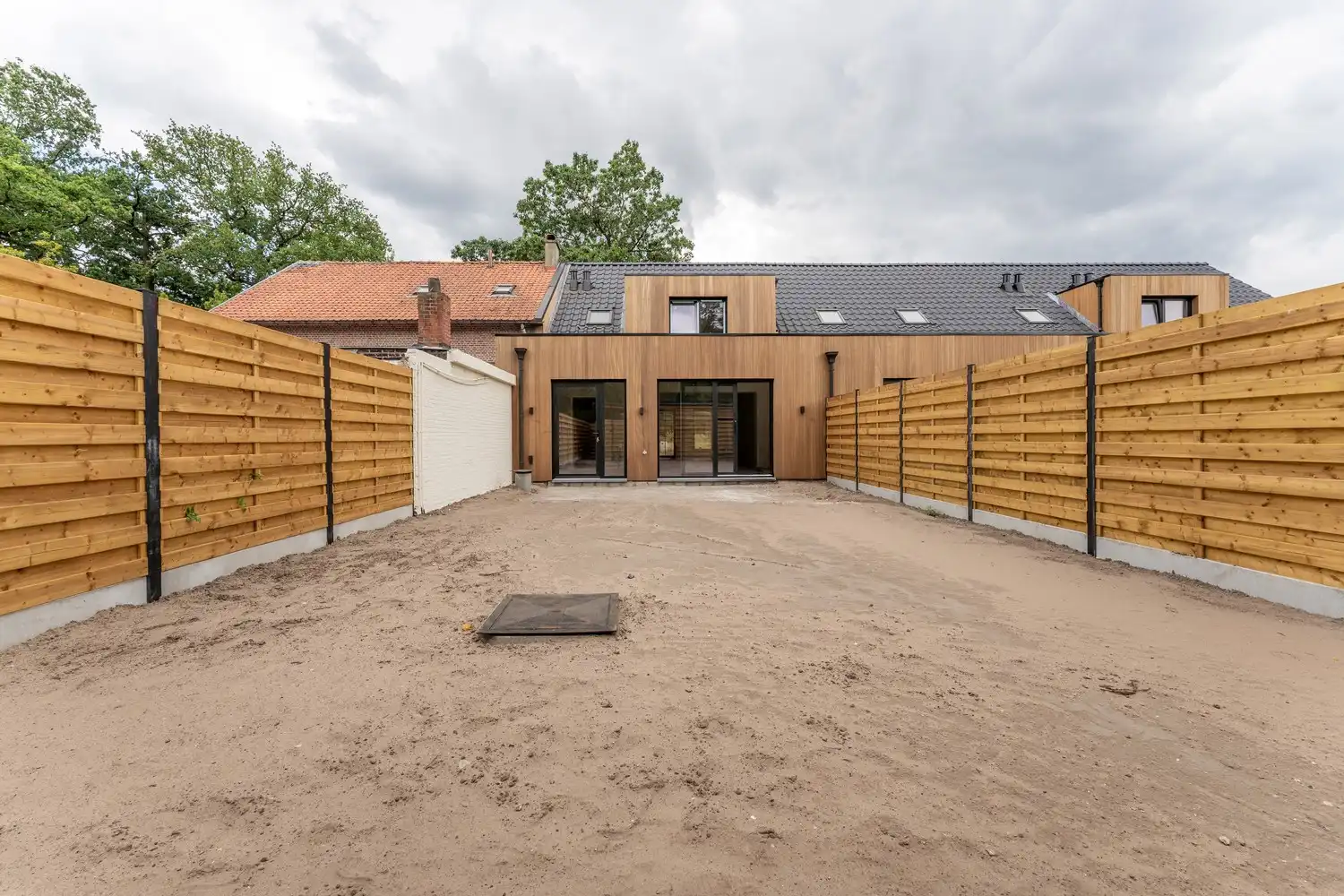 Charmante halfopen woning te koop in Leopoldsburg - 3 slaapkamers, 1 badkamer, ruime keuken en 2 toiletten op 396 m², volledig gerenoveerd in 2026! foto 34