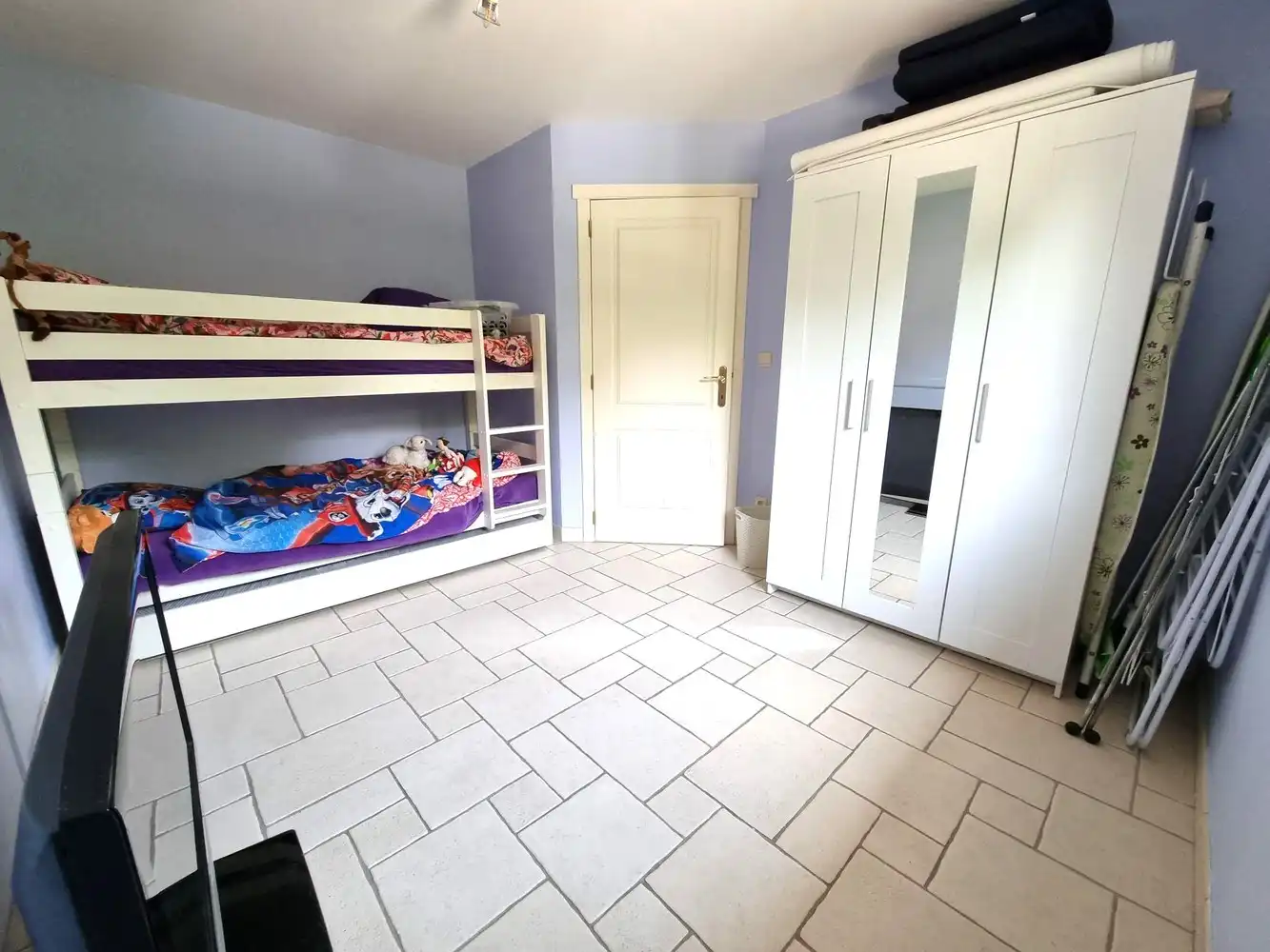 Spaanse villa, zeer rustig gelegen en gekaderd in een mooi verzorgde tuin voorzien van zwembad foto 17