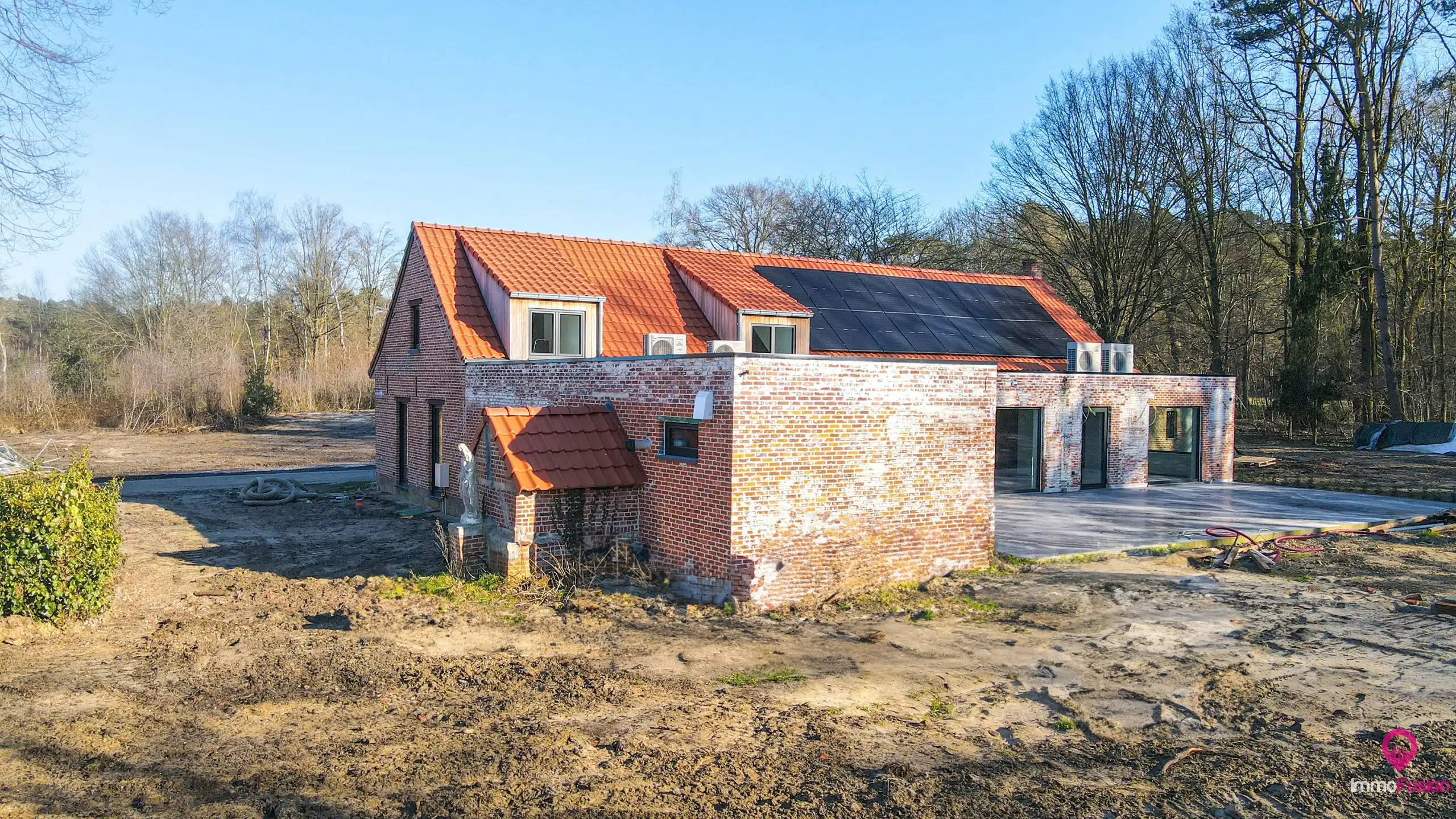 Multifunctioneel horecapand op een perceel van 1.9 hectare! foto 12