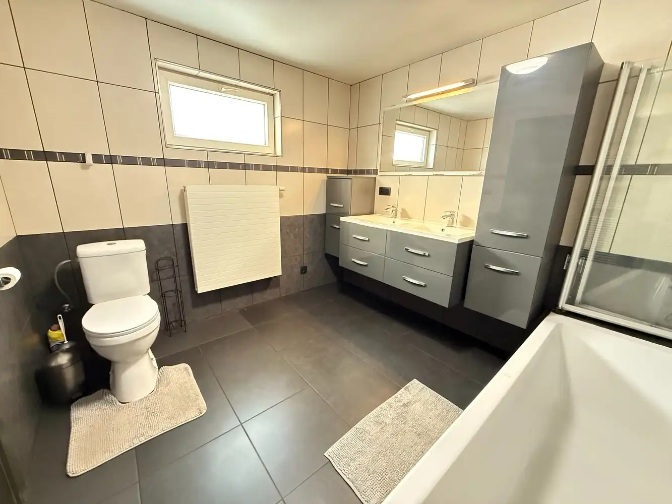 Instapklare gezinswoning te centrum Grobbendonk foto 8