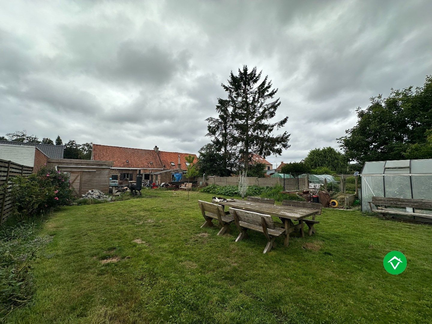 Ruime gezinswoning met 3 à 4 slaapkamers en dubbele garage in Eernegem foto 29