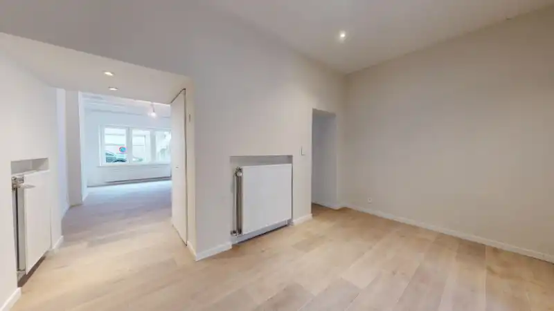 Instapklare vernieuwde woning van 115m² met koer-terras 18m² foto 6