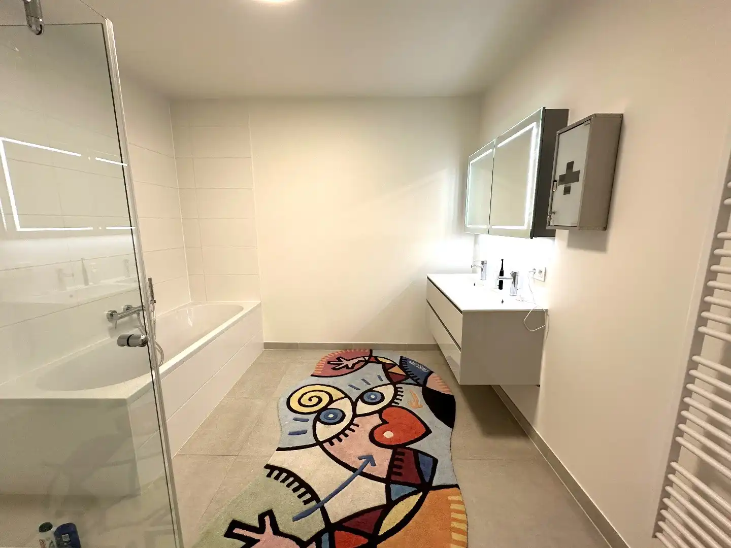 Prachtig appartement (117 m²) met 2 slpk en mooi terras, (+ autostaanplaats), Brugge foto 5