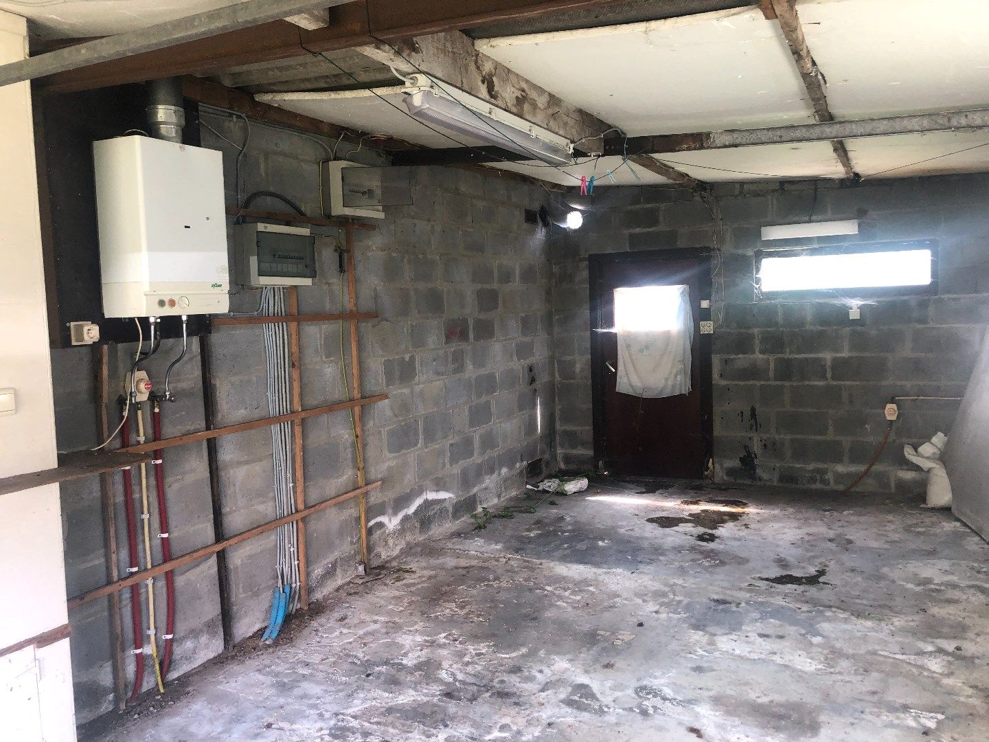 Renovatieproject met potentieel – 6a 20ca in Residentiële Ligging foto 10